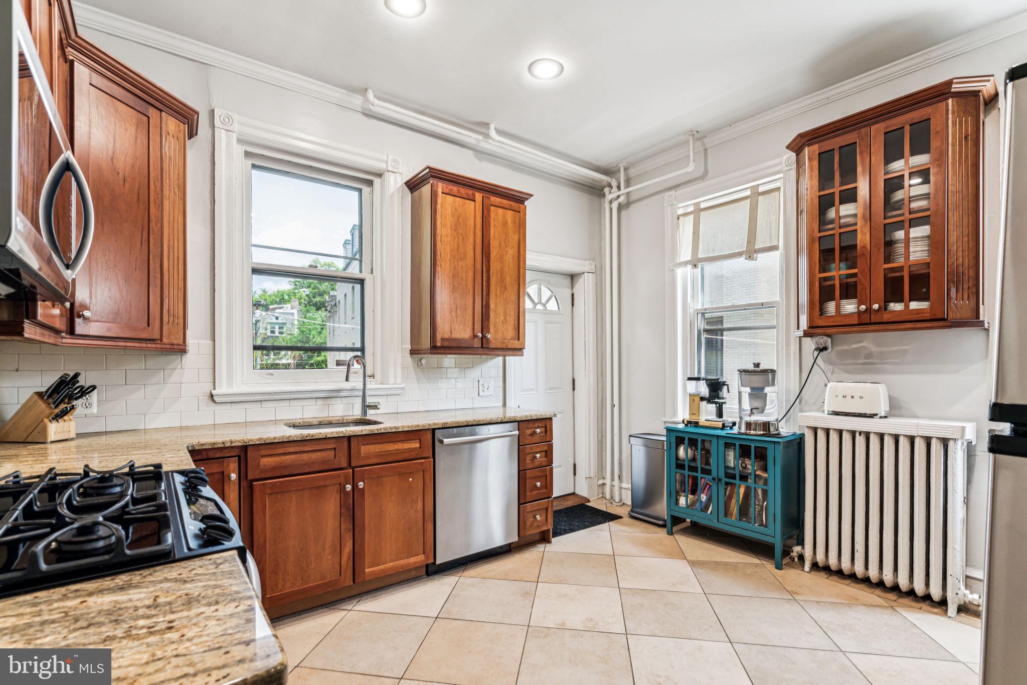 SPRUCE HILL - Residential