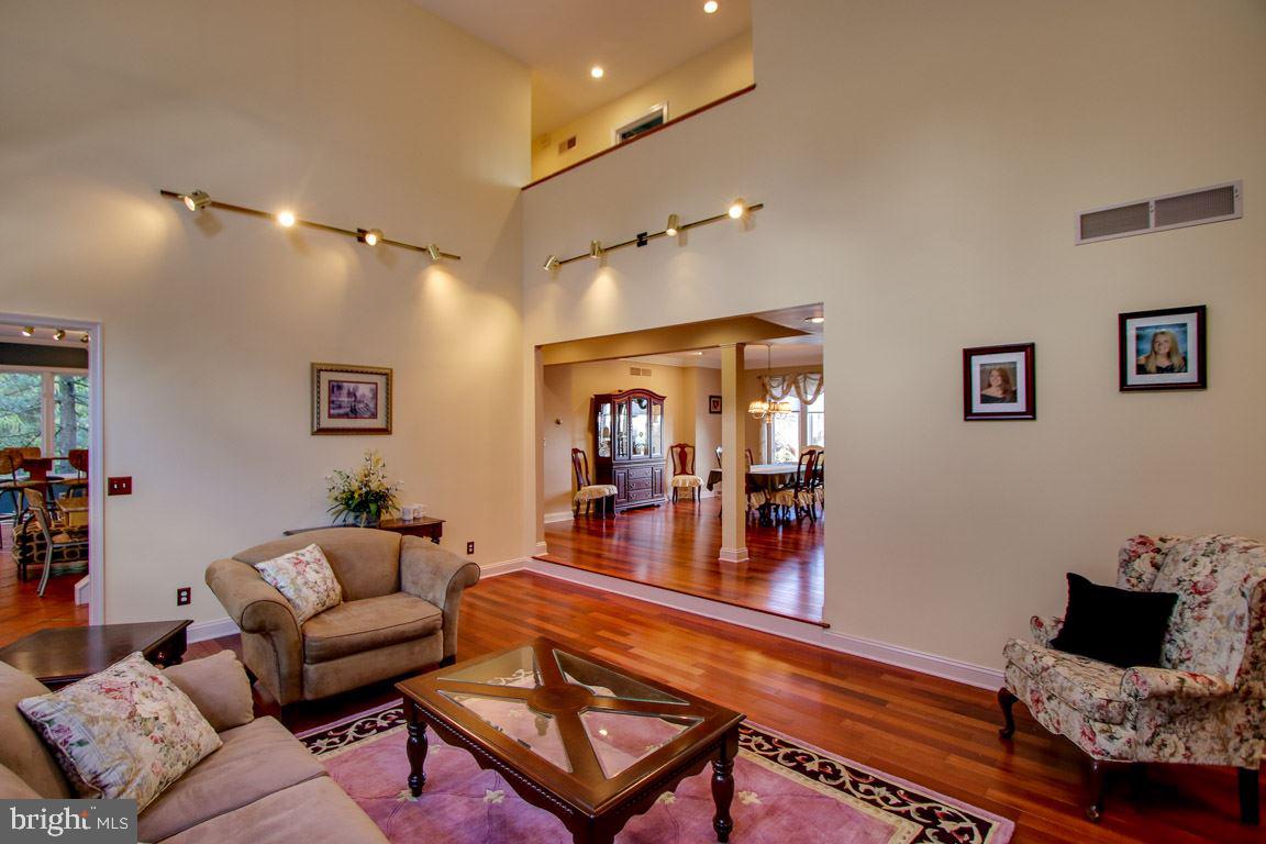 WYNDHAM HILLS - Residential
