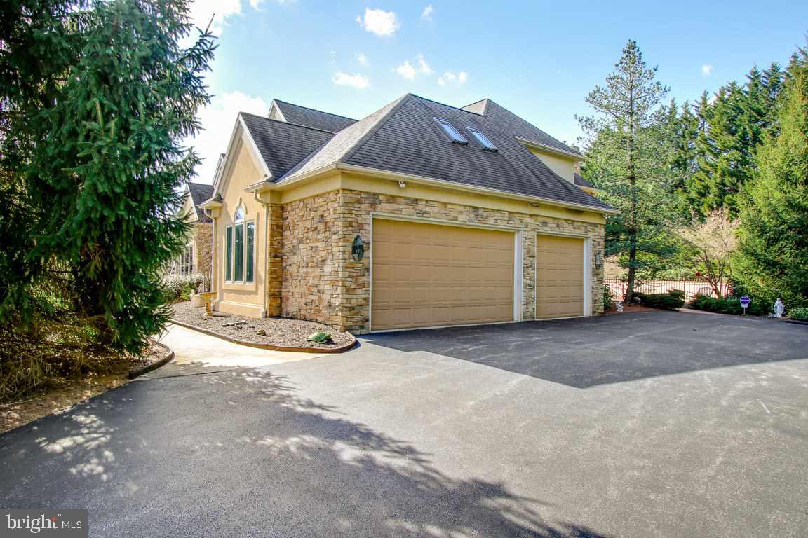 WYNDHAM HILLS - Residential