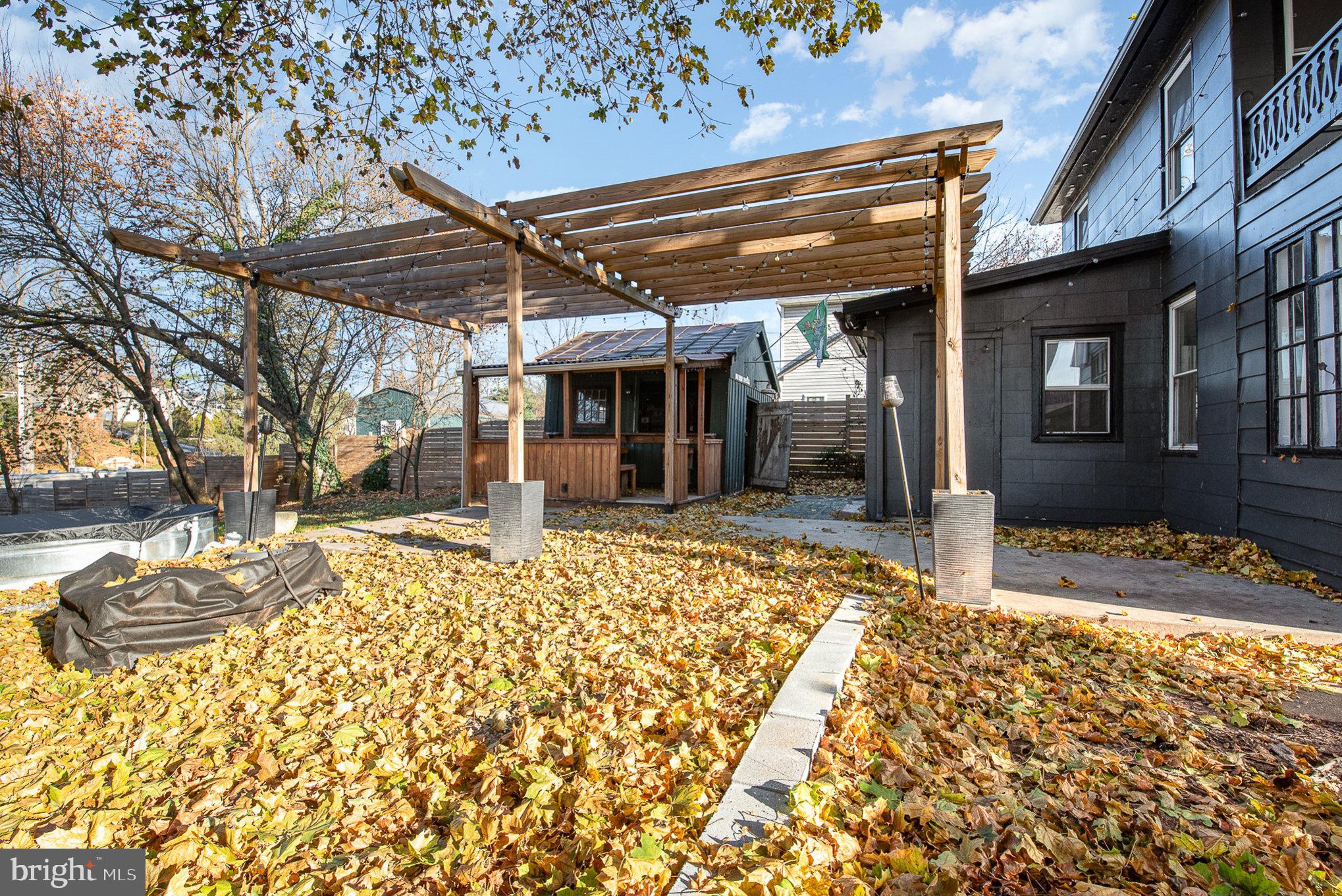 LEWISBERRY BORO - Residential