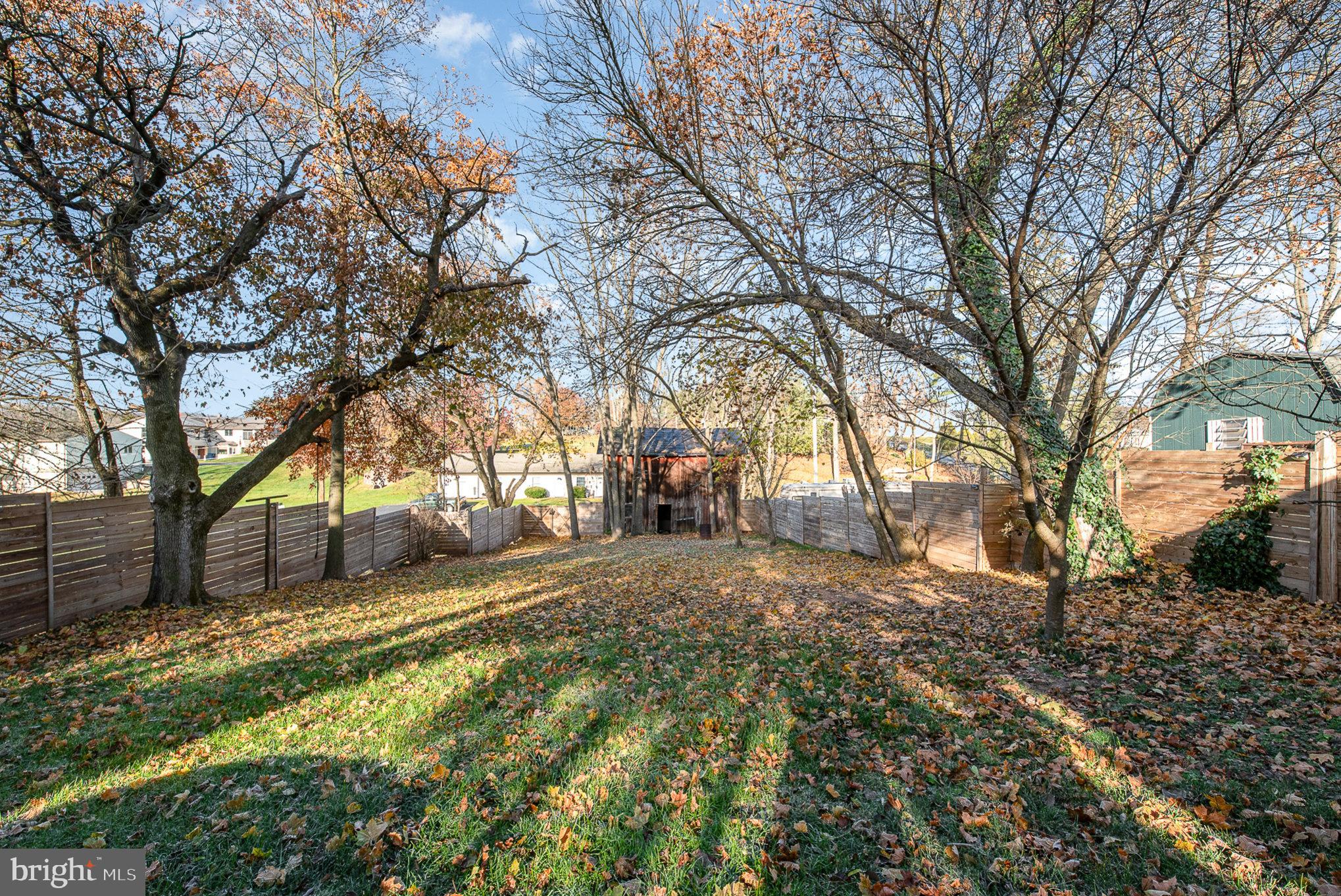 LEWISBERRY BORO - Residential