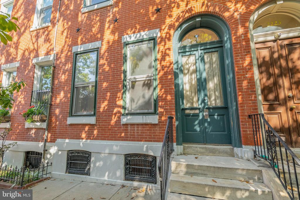 Photo of 2225 Mount Vernon Street #3, PHILADELPHIA, PA 19130 (MLS # PAPH2584902)