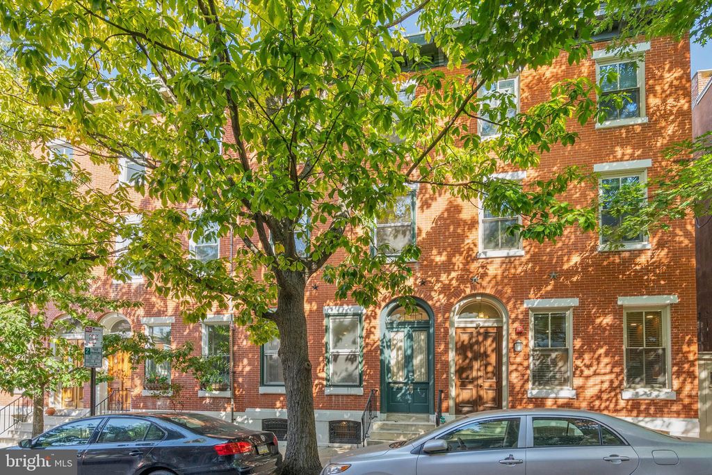 Photo of 2225 Mount Vernon Street #3, PHILADELPHIA, PA 19130 (MLS # PAPH2584902)