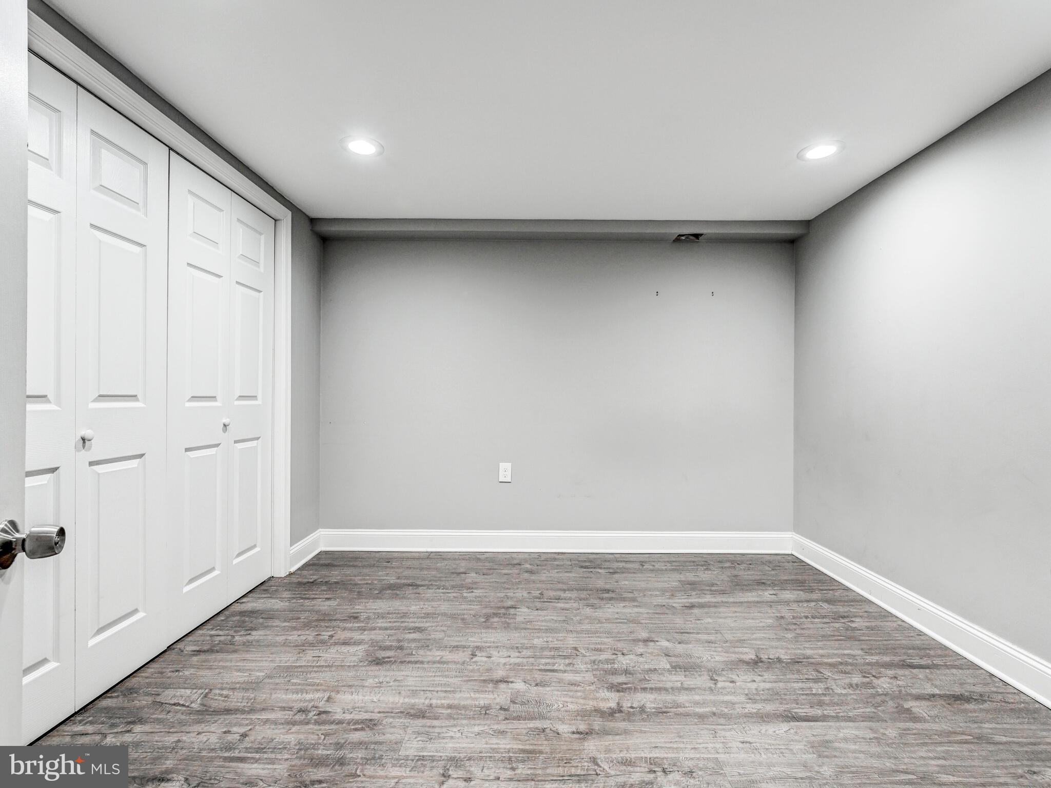 PARK MANOR - Residential