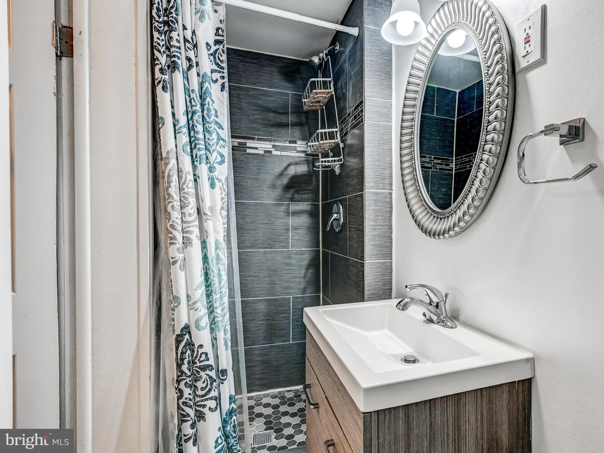 PARK MANOR - Residential