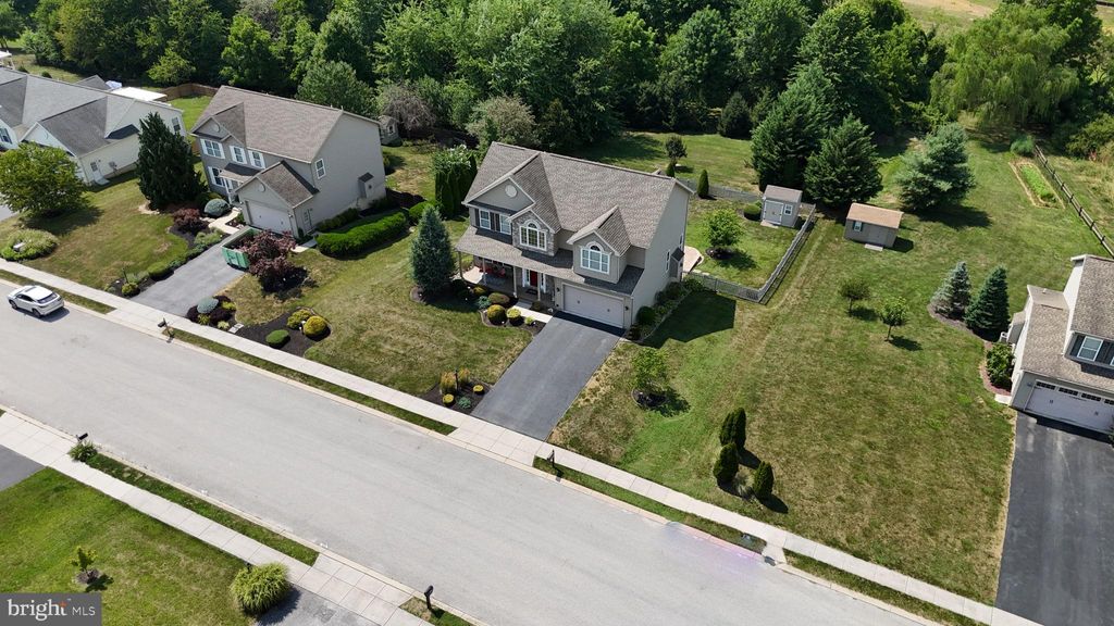 listing image 83