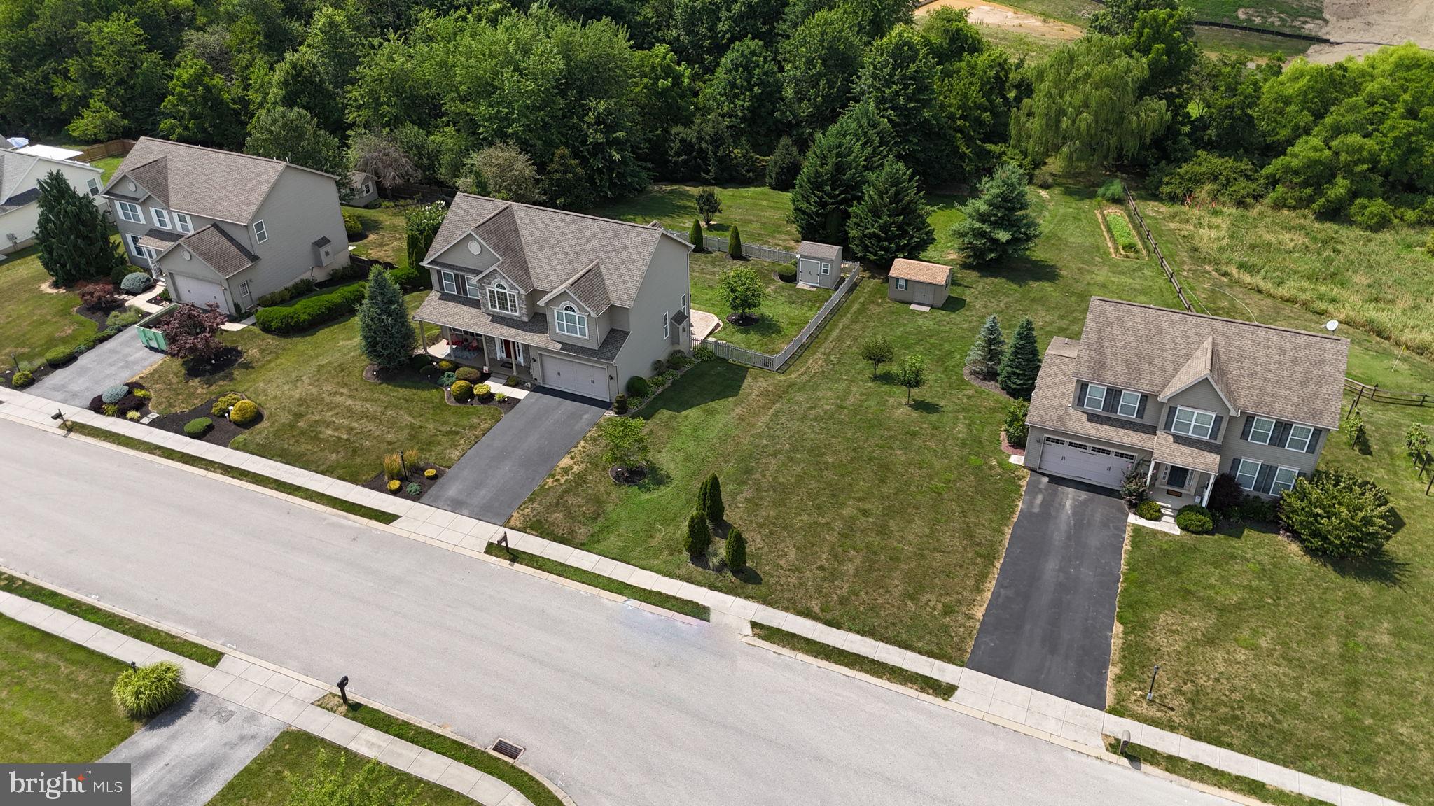 HIGH POINTE - Residential