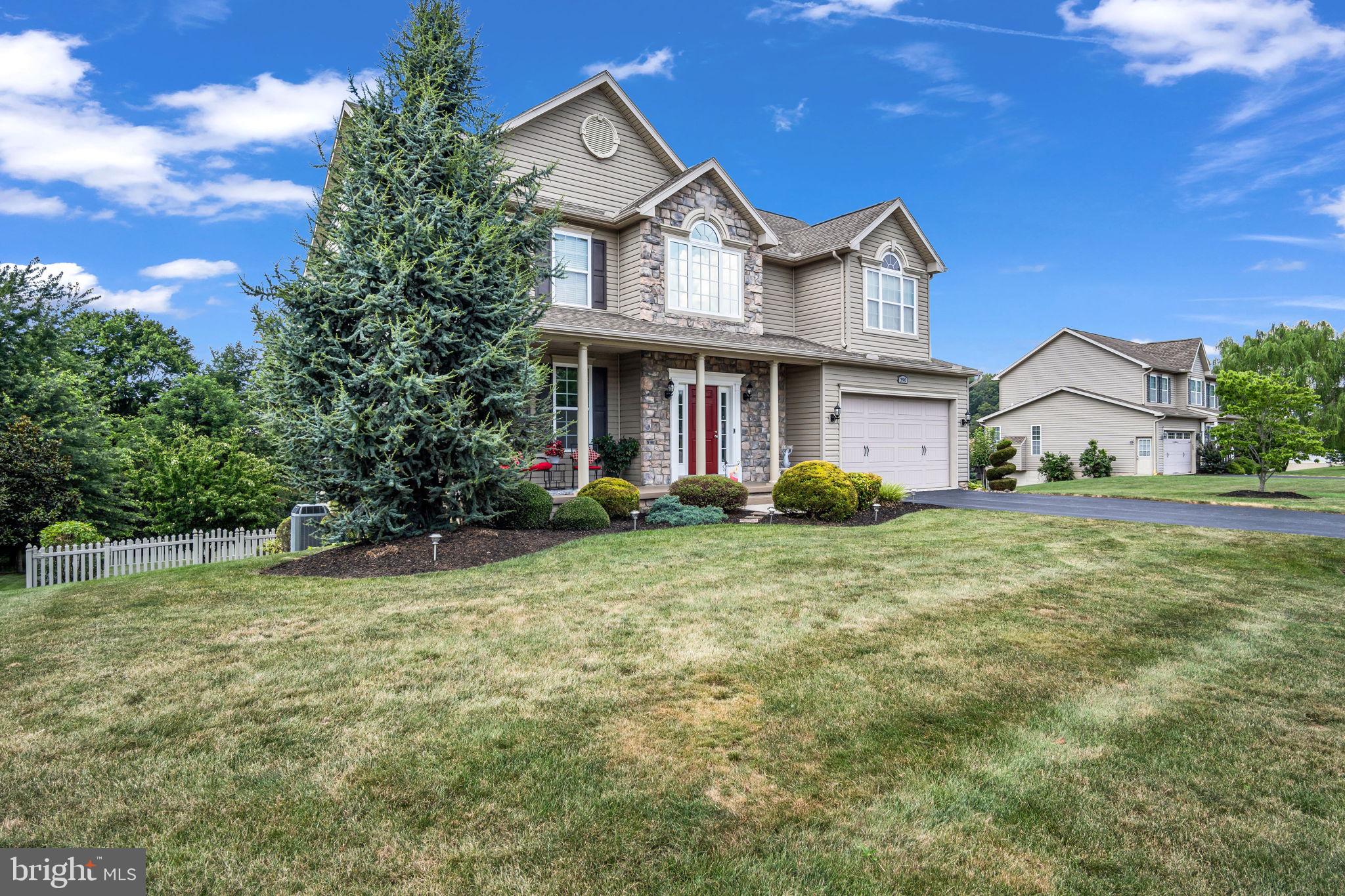 HIGH POINTE - Residential