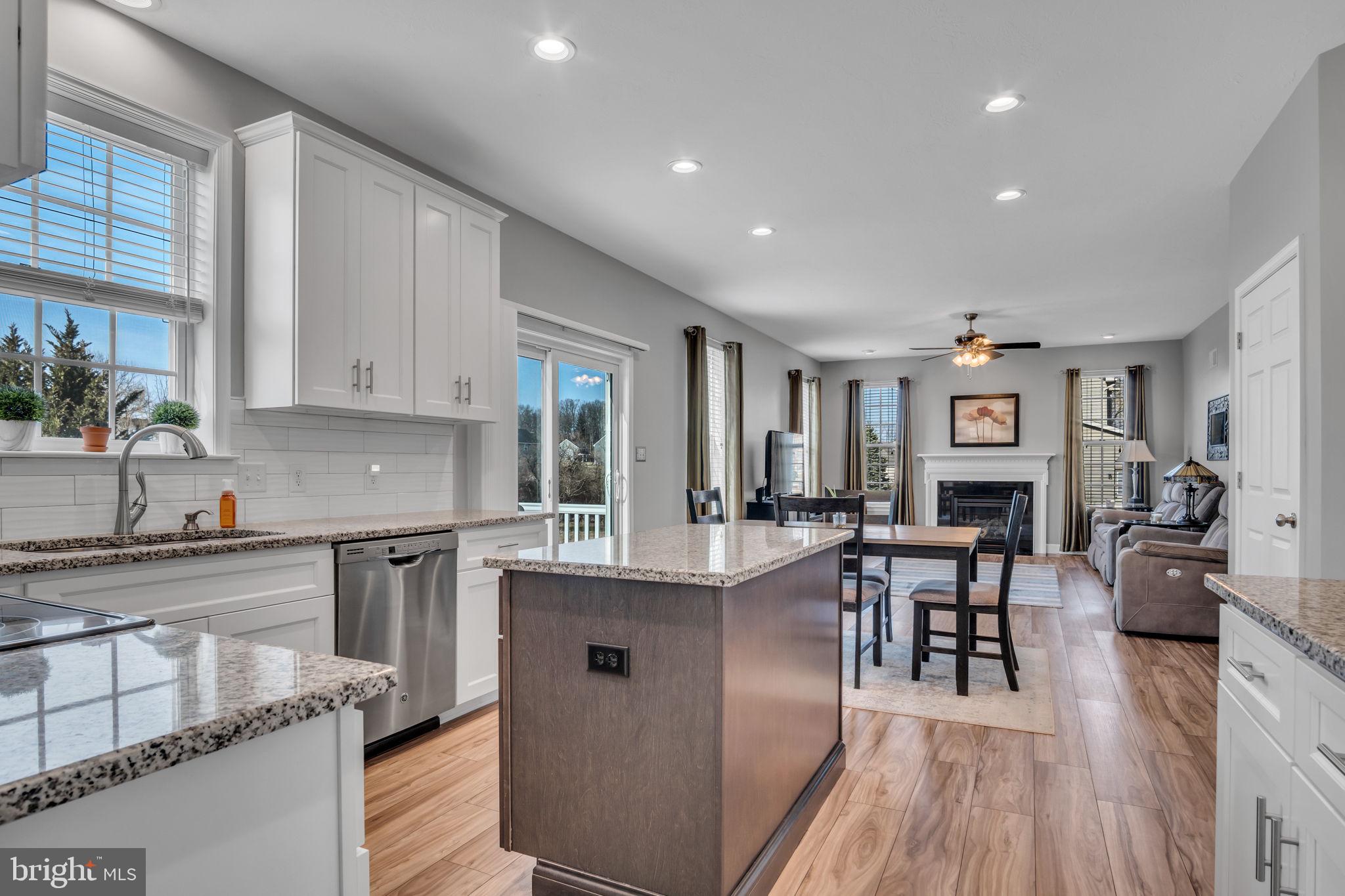 HIGH POINTE - Residential