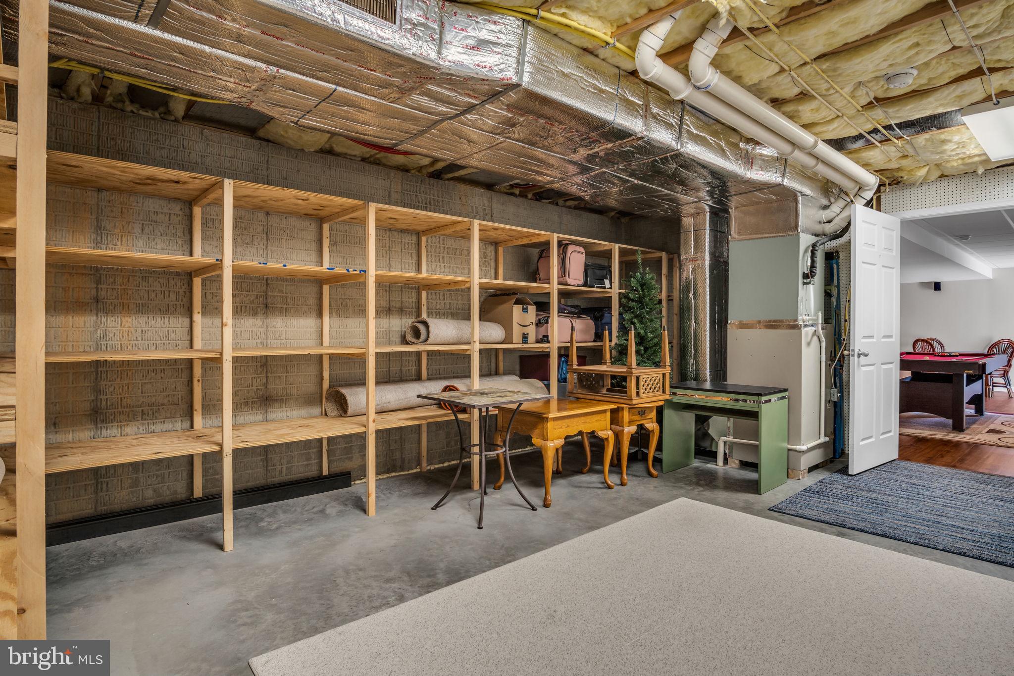 HIGH POINTE - Residential