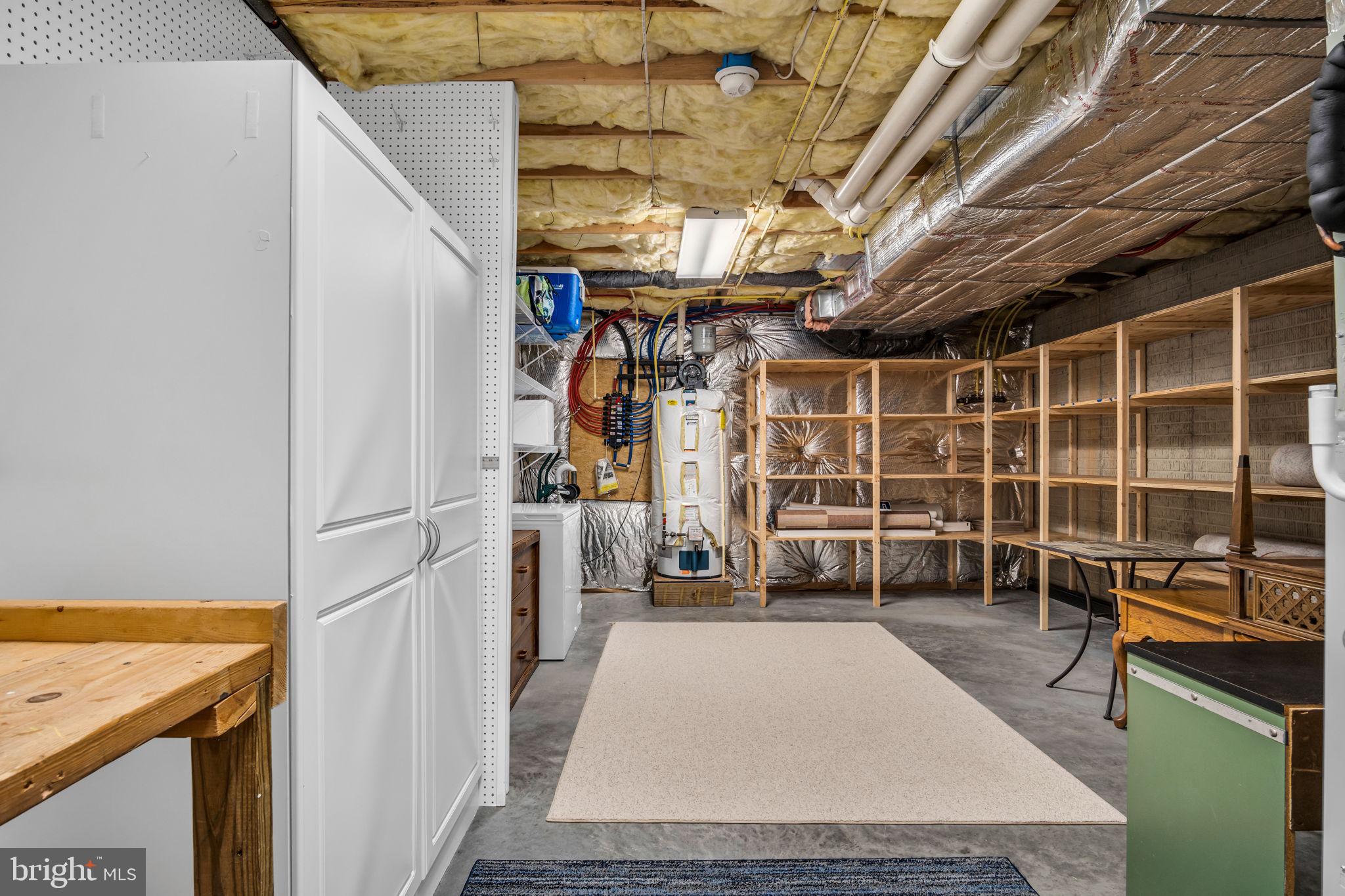 HIGH POINTE - Residential