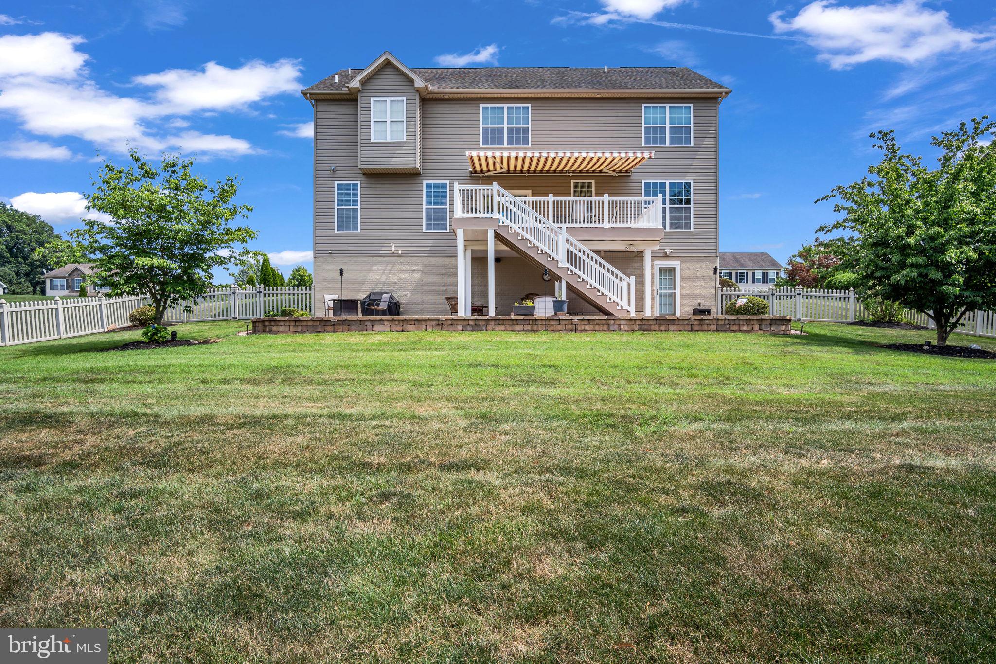 HIGH POINTE - Residential