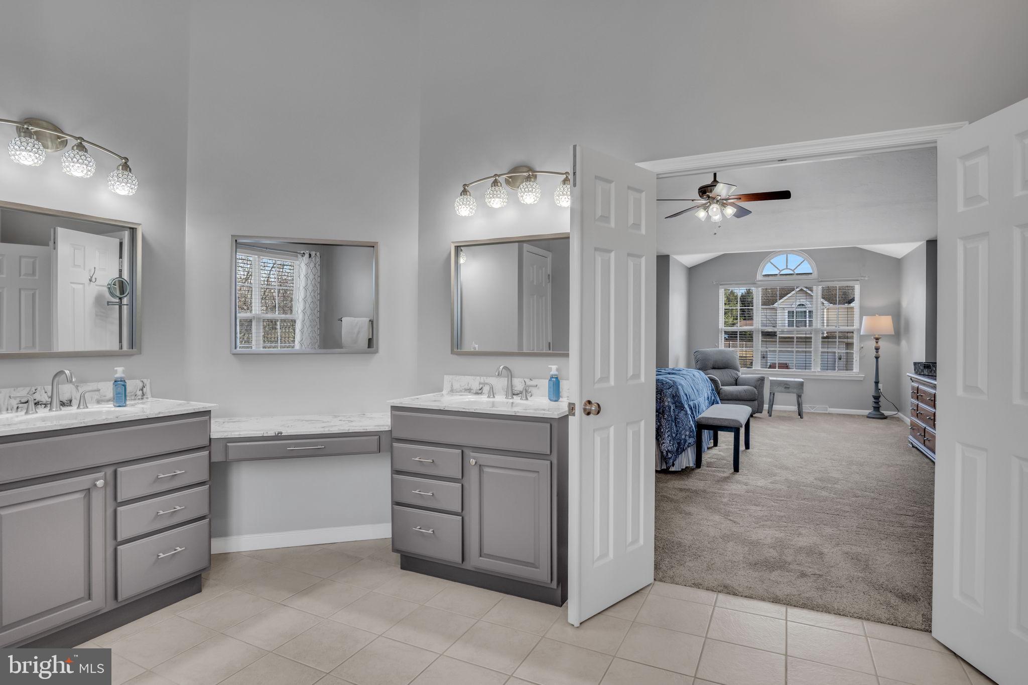 HIGH POINTE - Residential