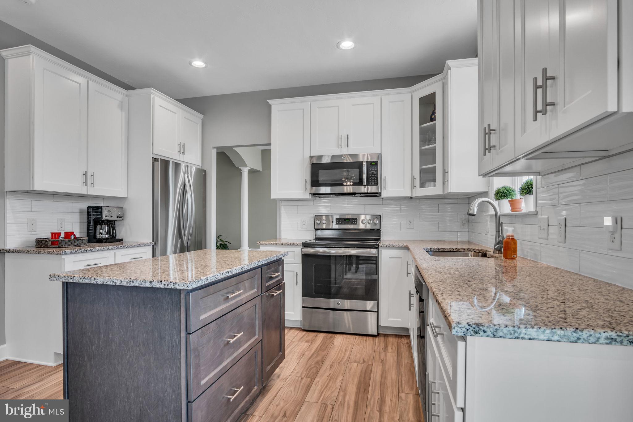 HIGH POINTE - Residential