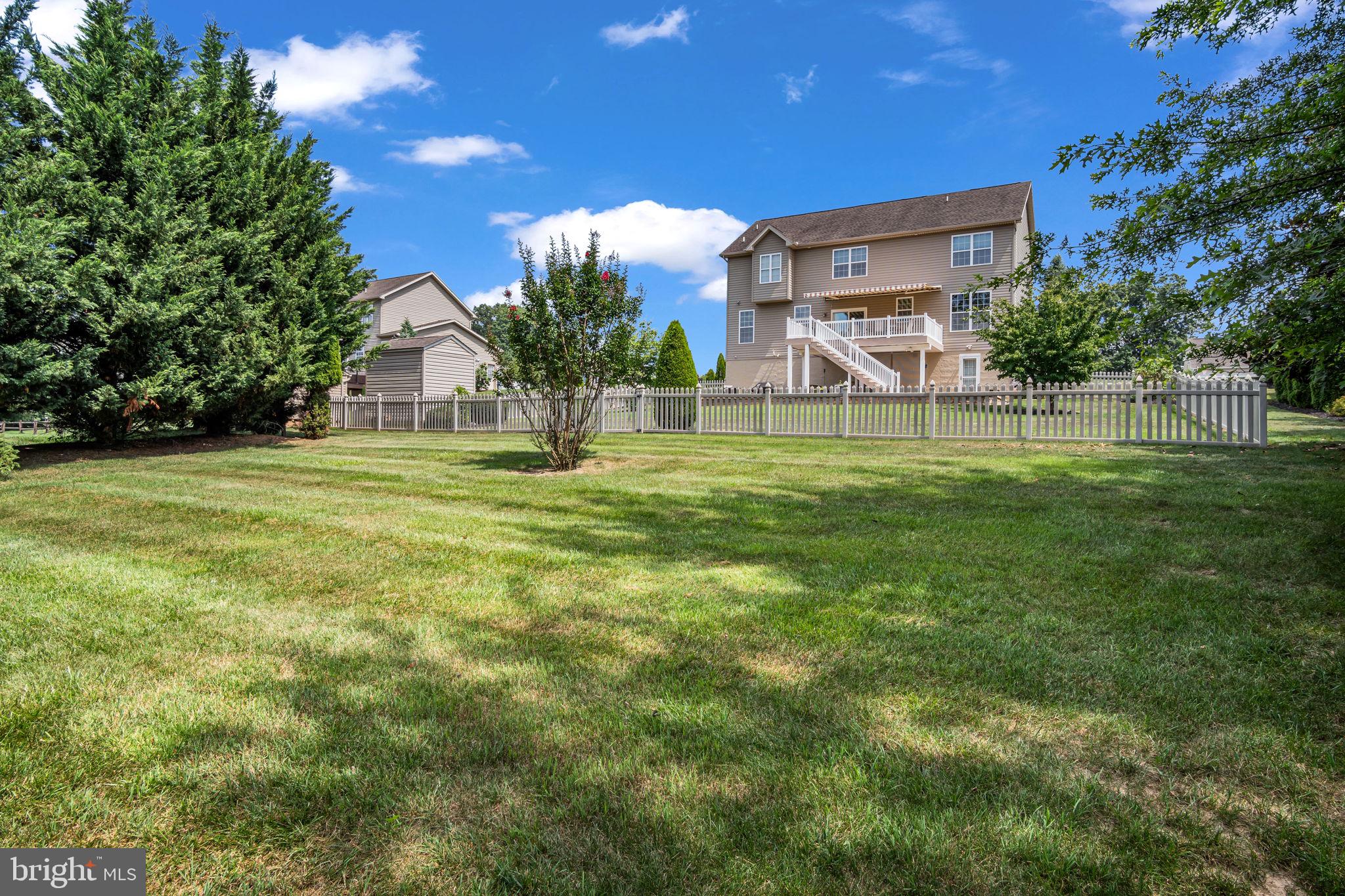 HIGH POINTE - Residential