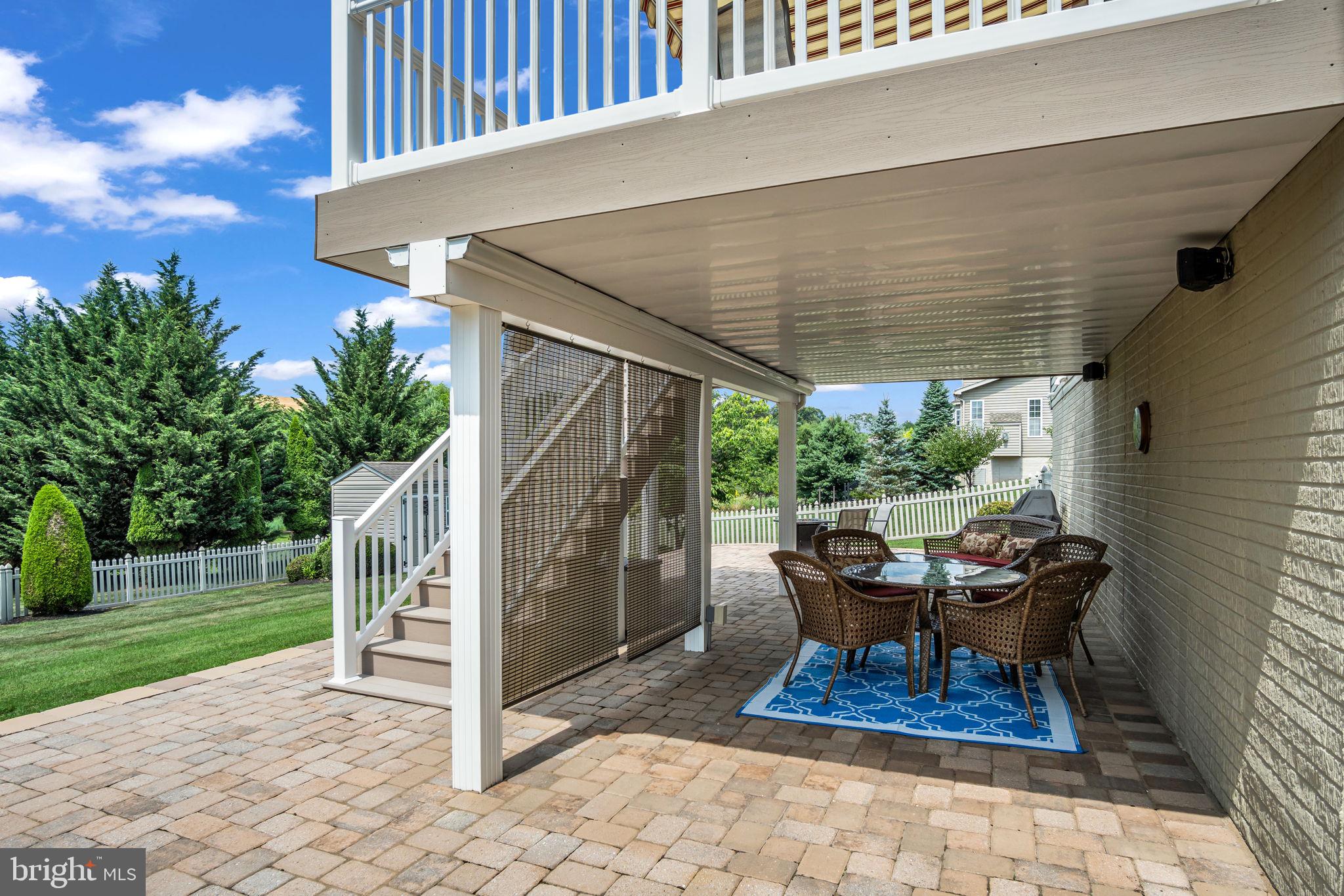 HIGH POINTE - Residential