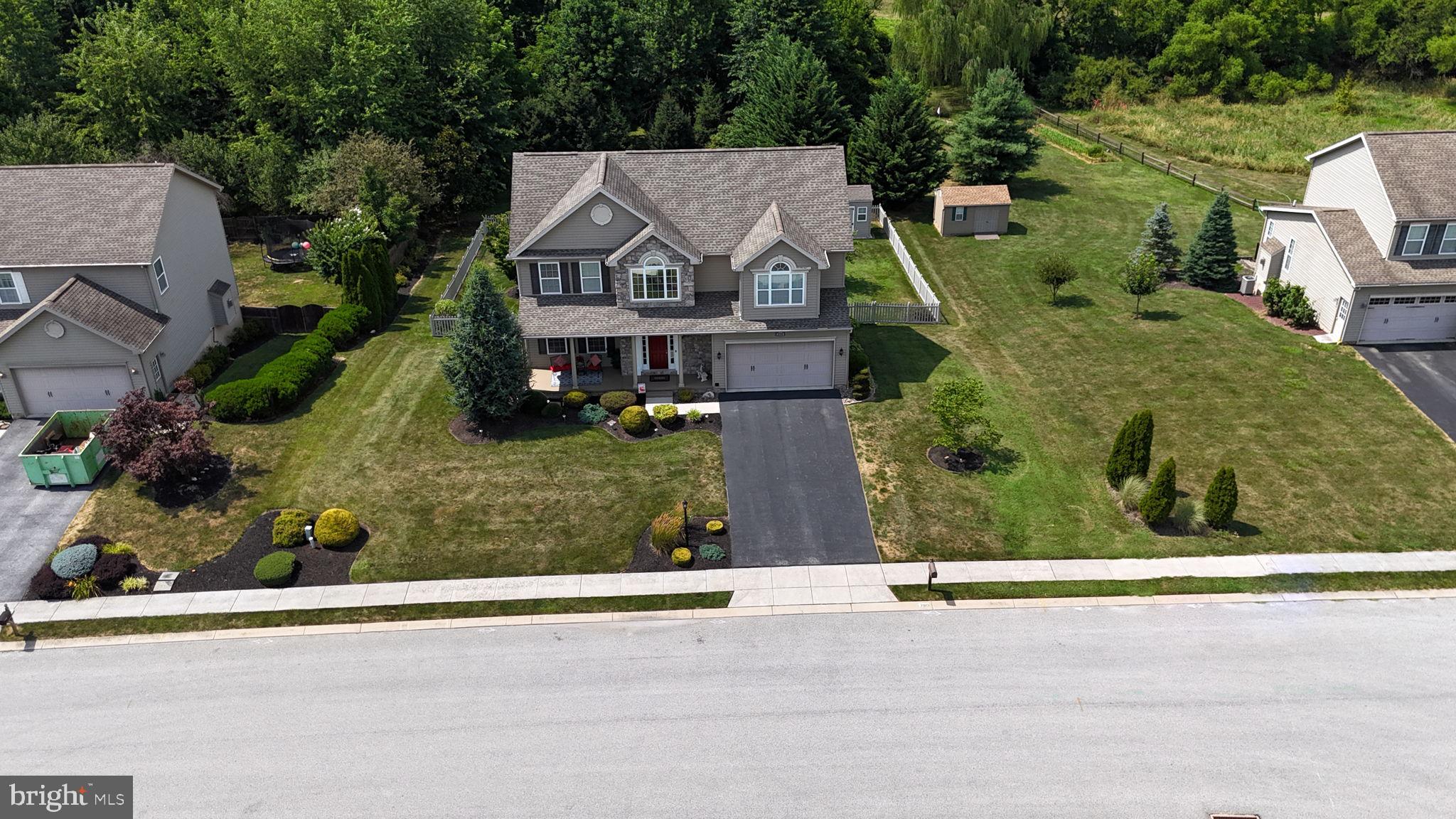 HIGH POINTE - Residential