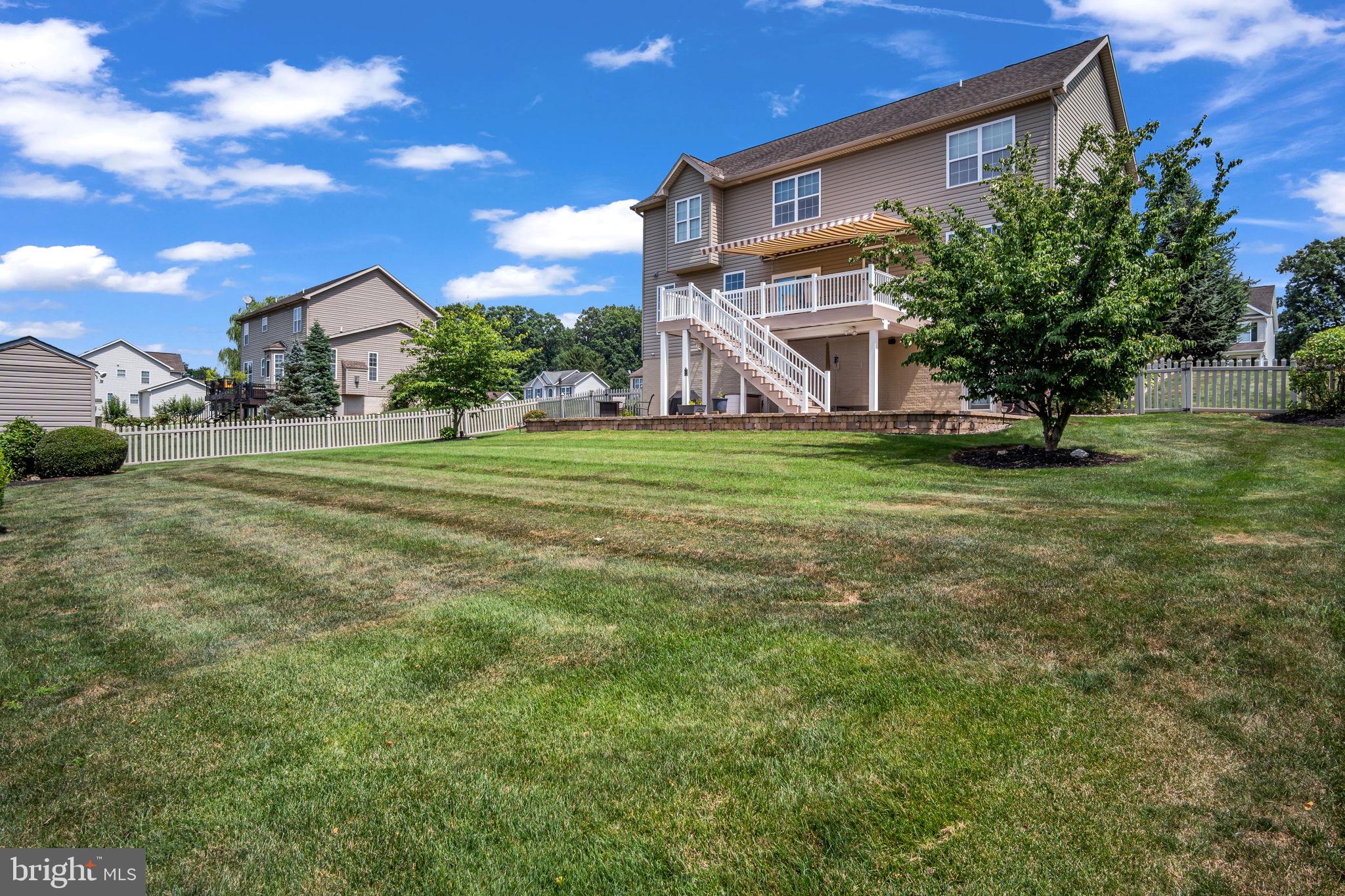 HIGH POINTE - Residential