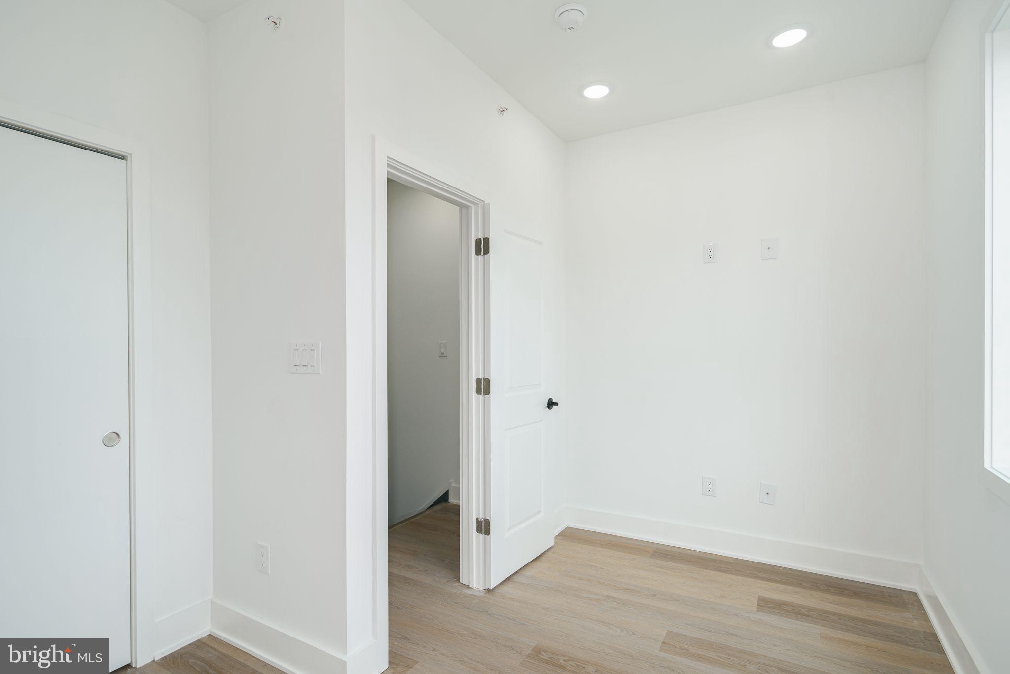 WEST KENSINGTON - Residential Lease