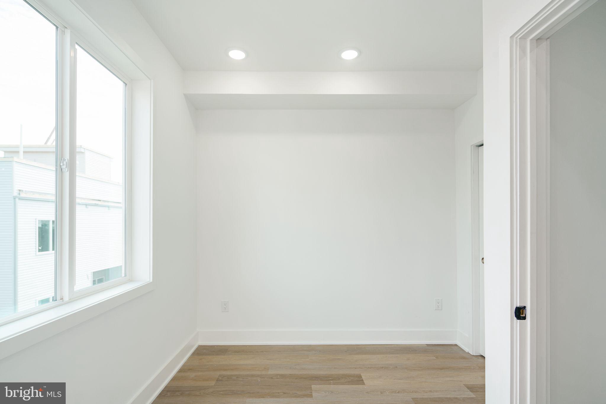 WEST KENSINGTON - Residential Lease