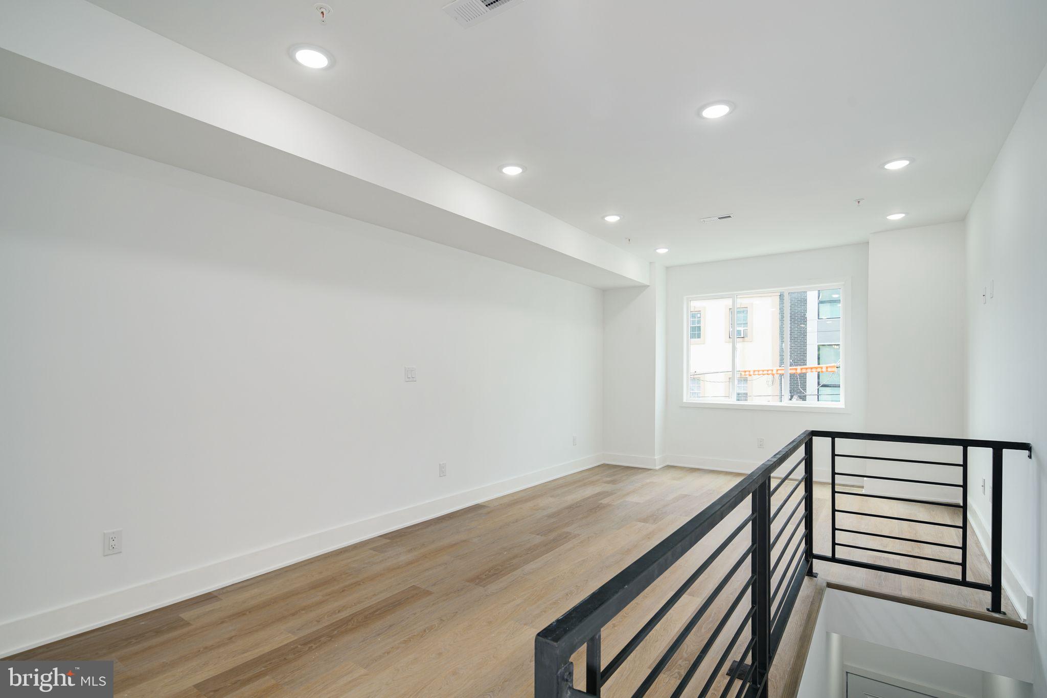 WEST KENSINGTON - Residential Lease
