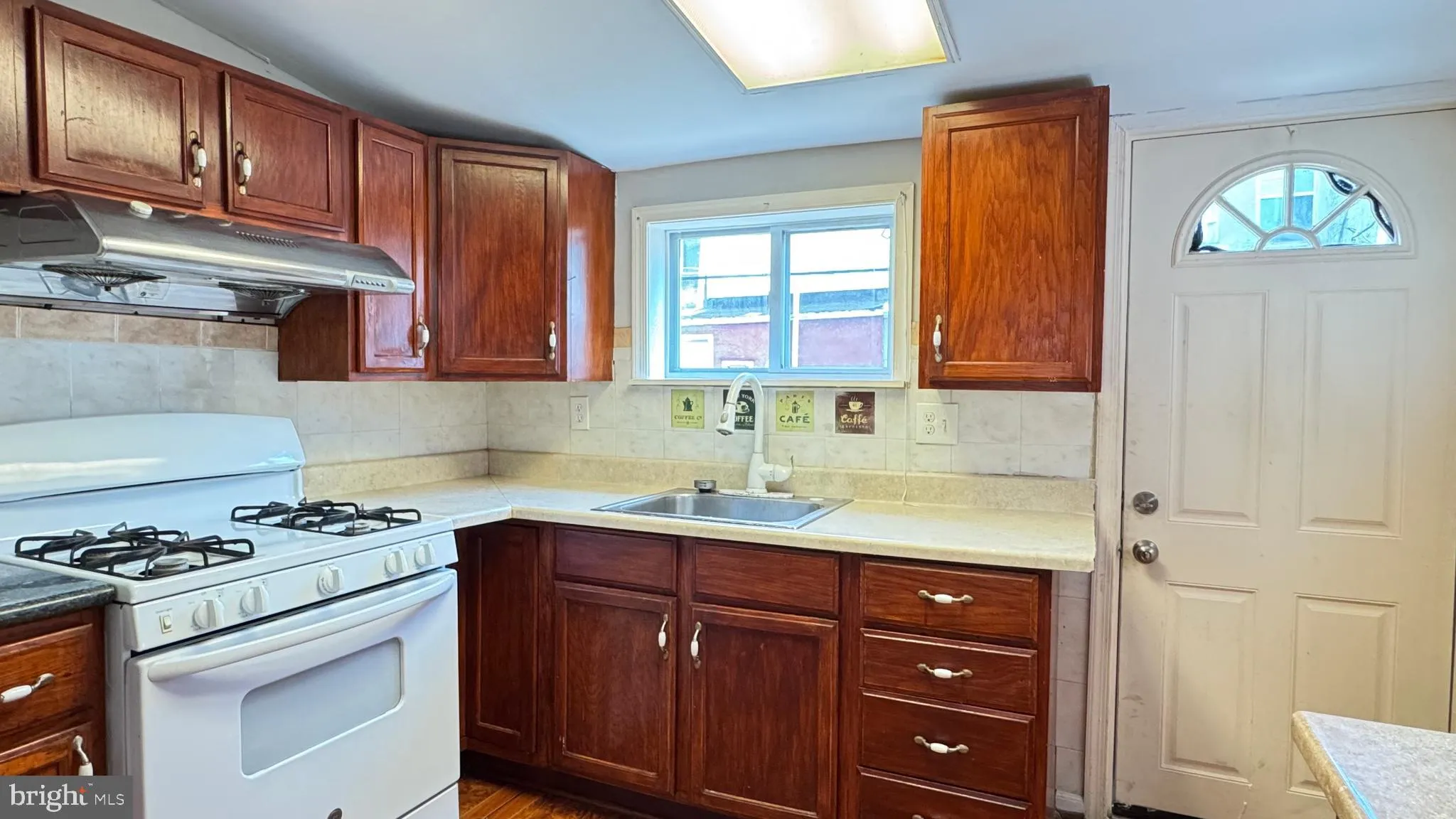 Philadelphia, Pennsylvania 19134, United States, 3 Bedrooms Bedrooms, ,3 BathroomsBathrooms,Residential,Coming Soon,175193