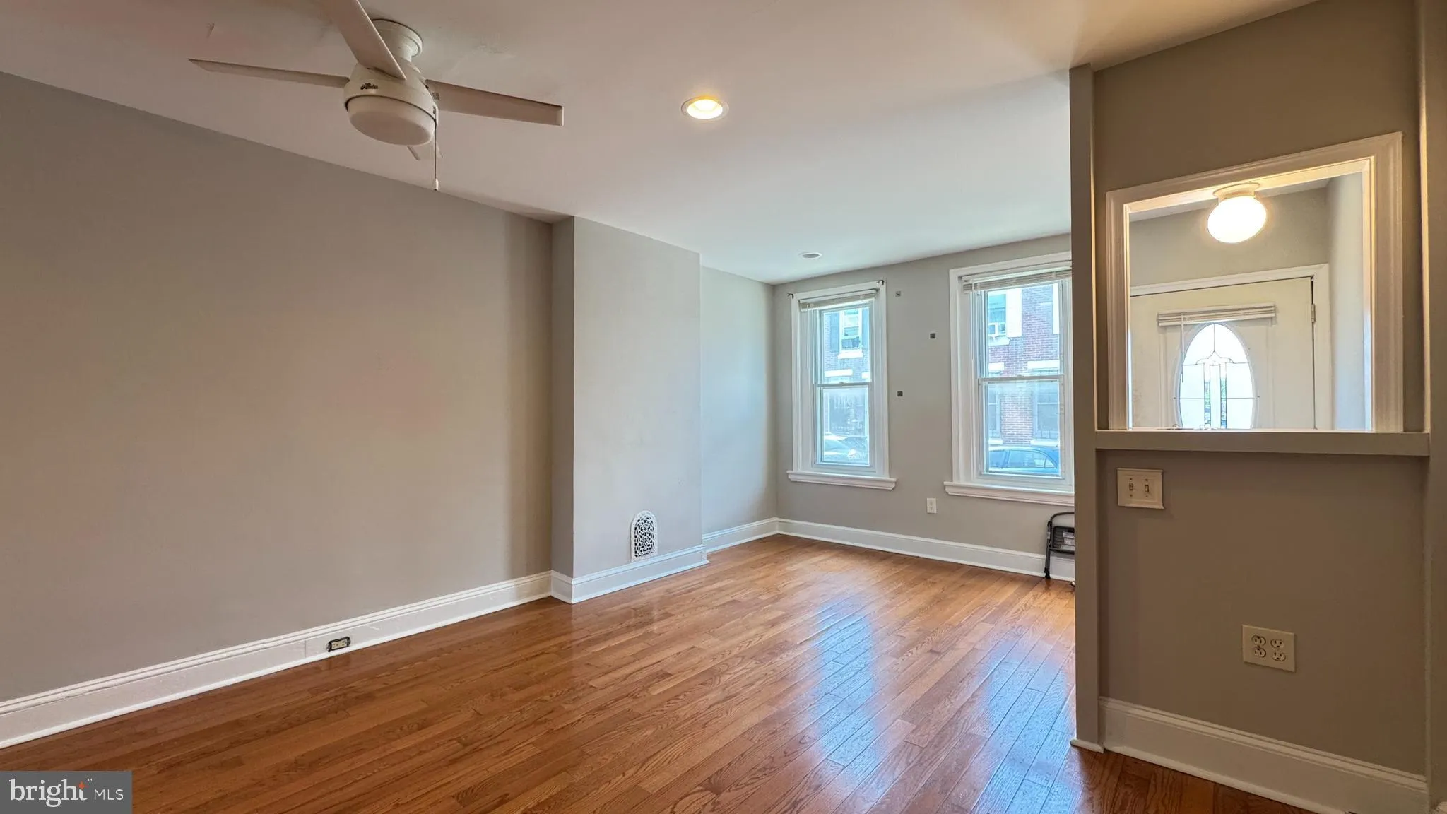 Philadelphia, Pennsylvania 19134, United States, 3 Bedrooms Bedrooms, ,3 BathroomsBathrooms,Residential,Coming Soon,175193