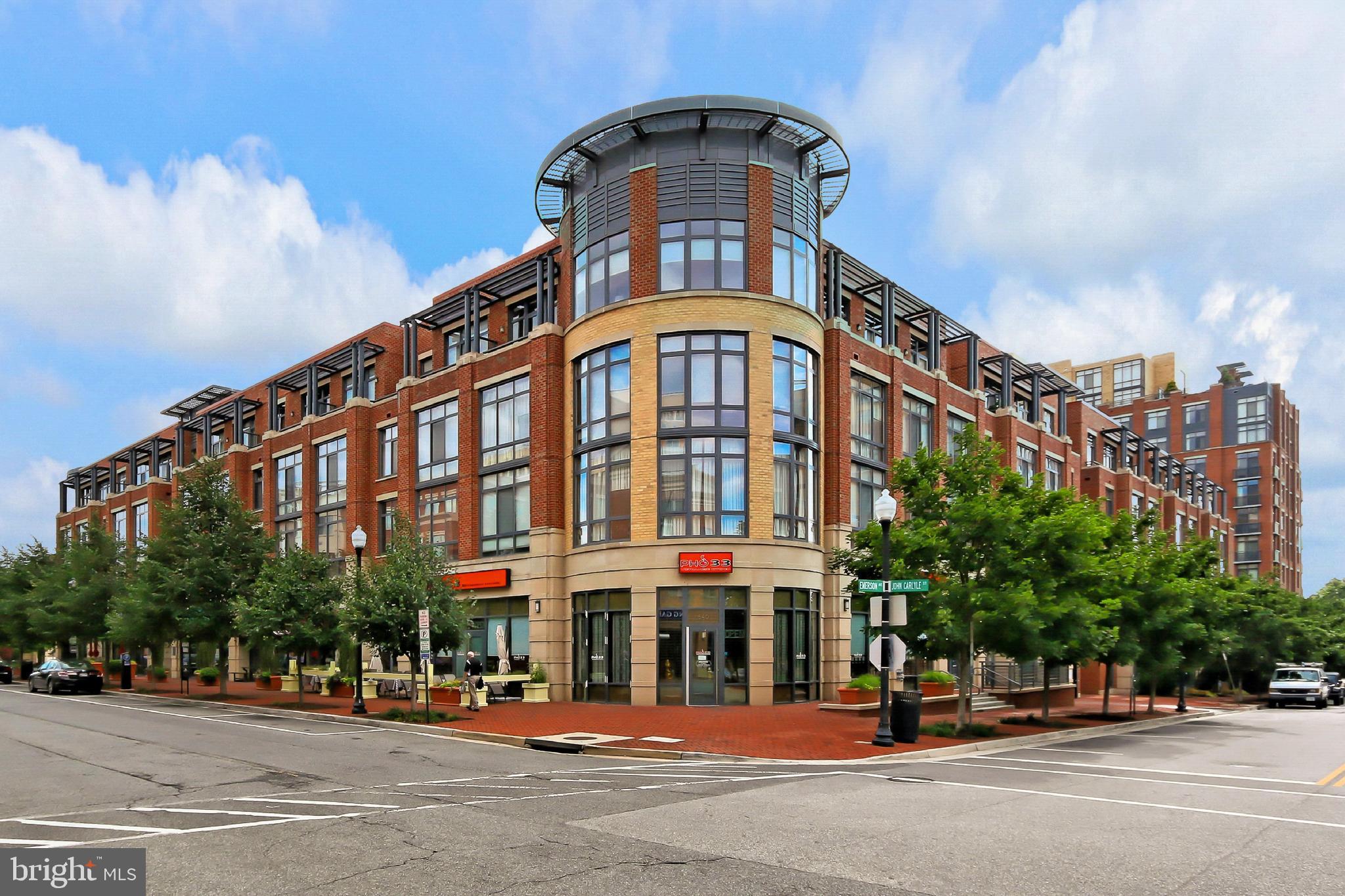 CONDOS AT CARLYLE SQUARE - Residential