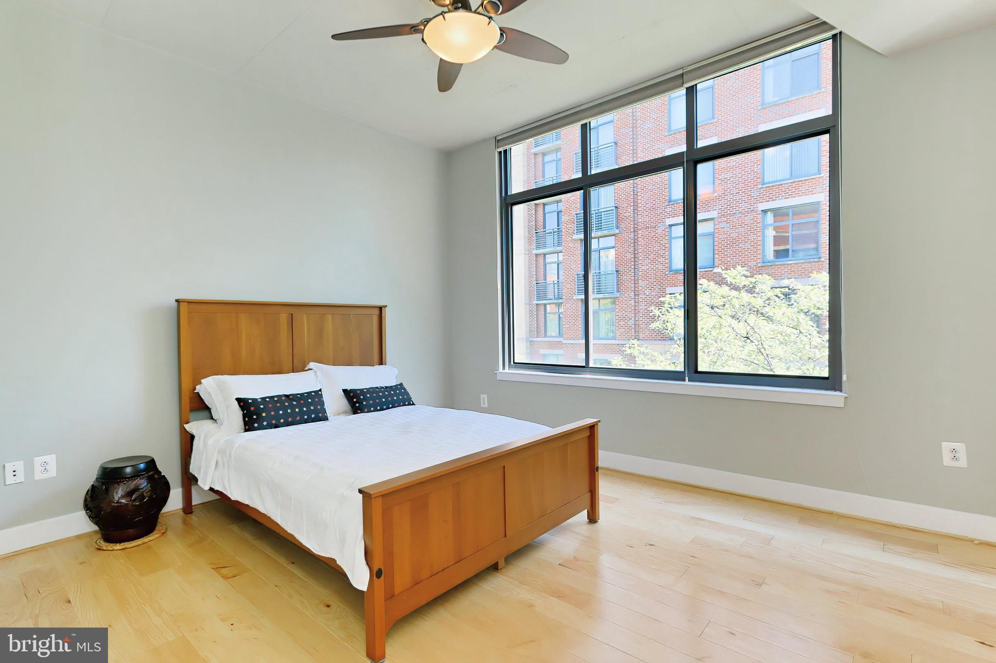 CONDOS AT CARLYLE SQUARE - Residential