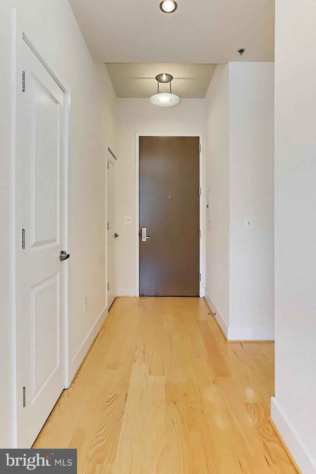 CONDOS AT CARLYLE SQUARE - Residential