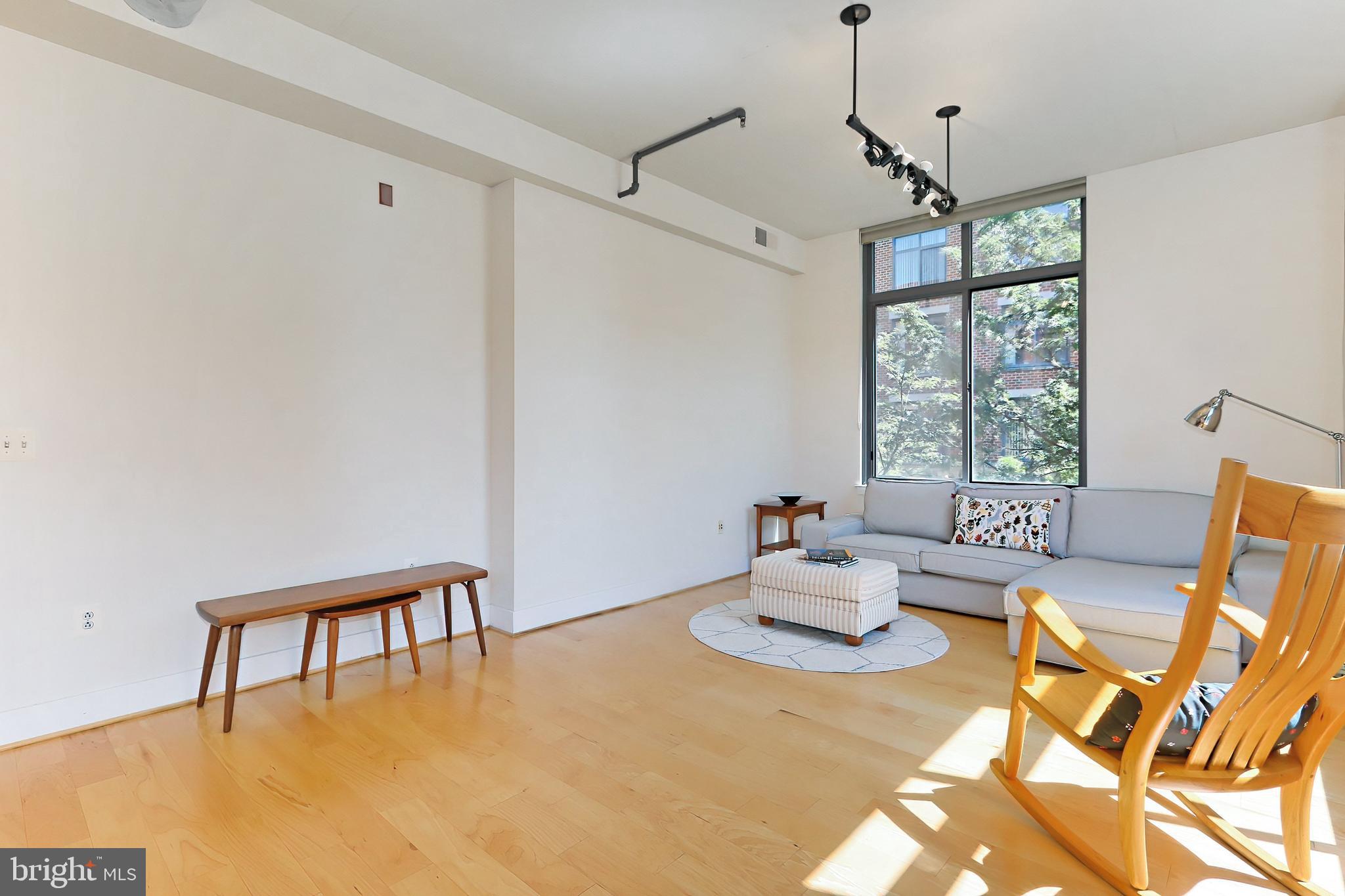 CONDOS AT CARLYLE SQUARE - Residential