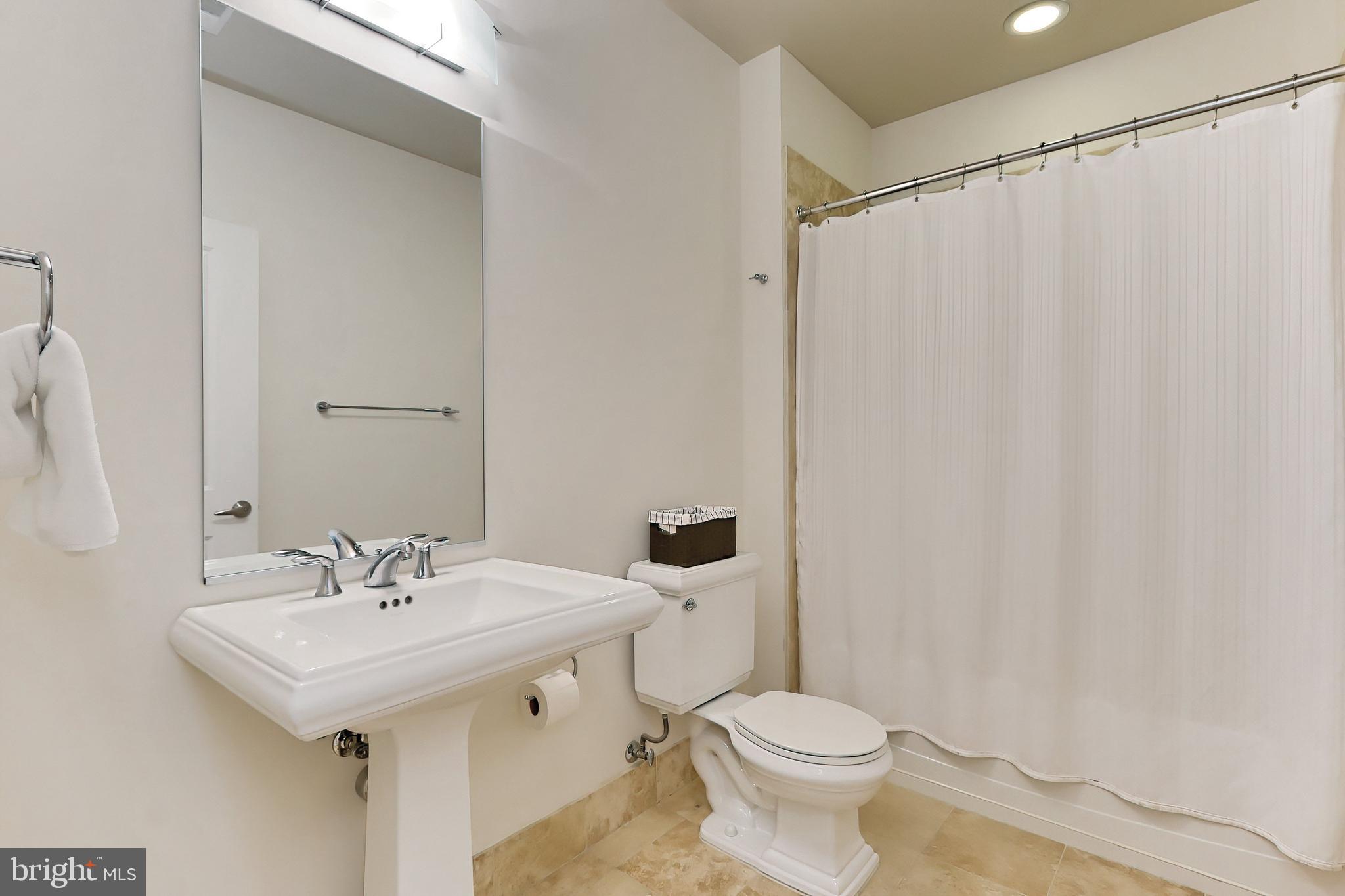 CONDOS AT CARLYLE SQUARE - Residential