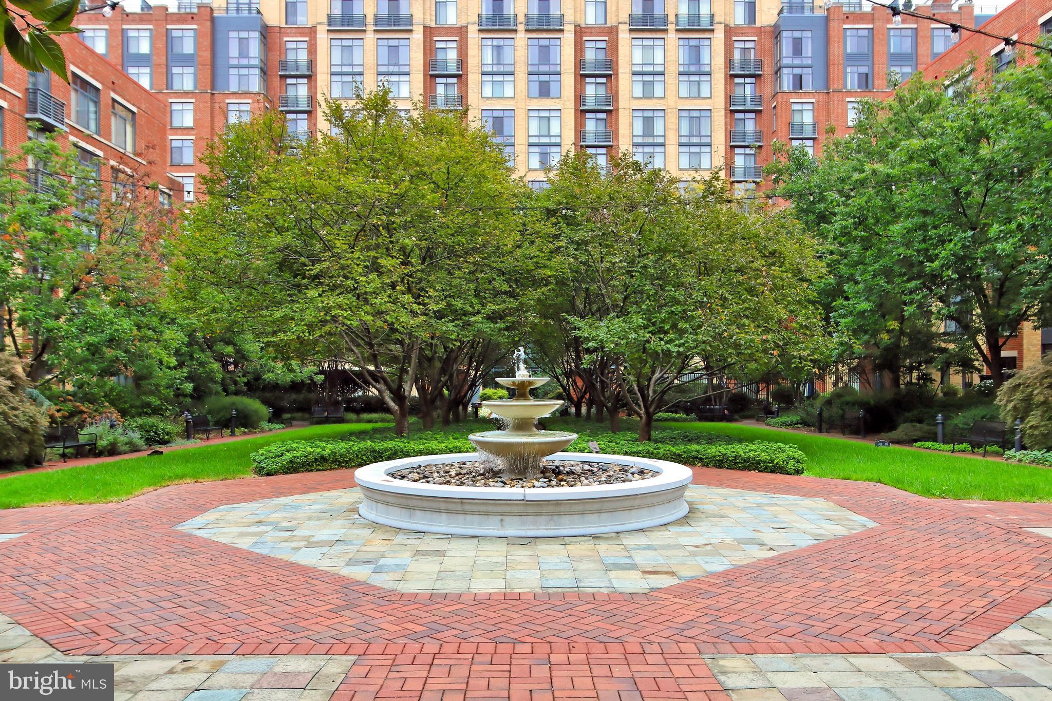 CONDOS AT CARLYLE SQUARE - Residential