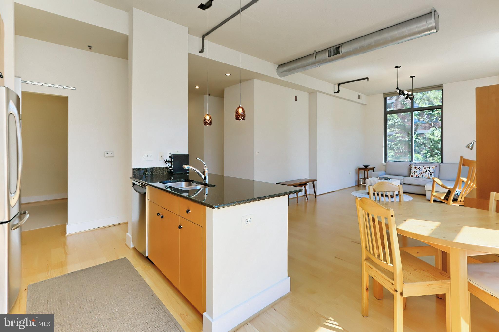 CONDOS AT CARLYLE SQUARE - Residential