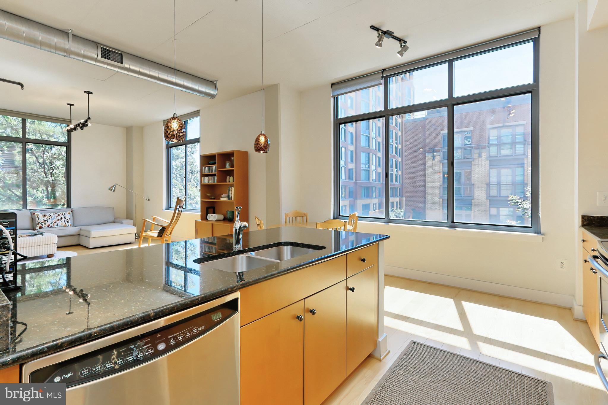 CONDOS AT CARLYLE SQUARE - Residential