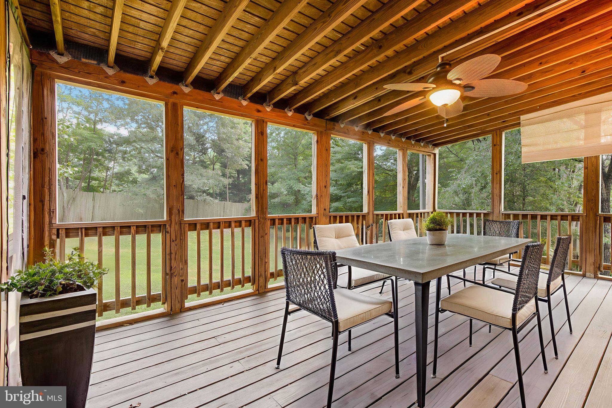 GREEN GABLES - Residential