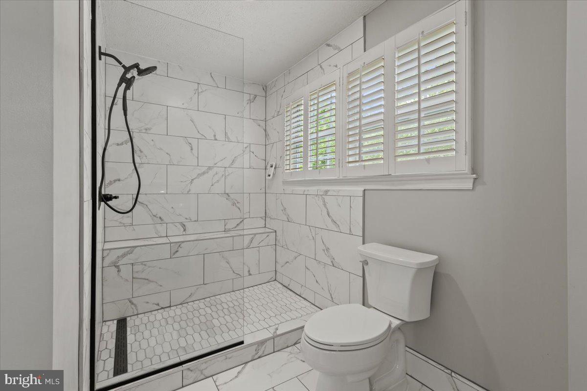 GREEN GABLES - Residential