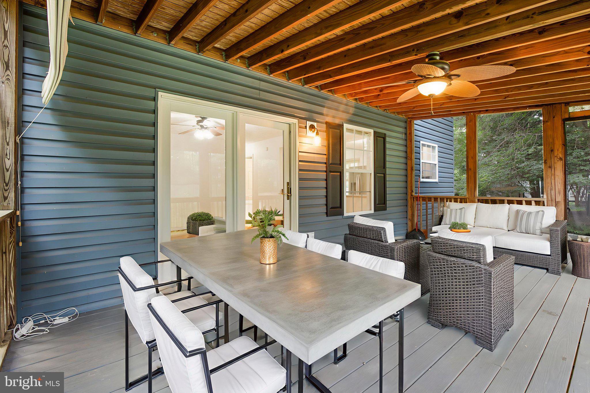 GREEN GABLES - Residential