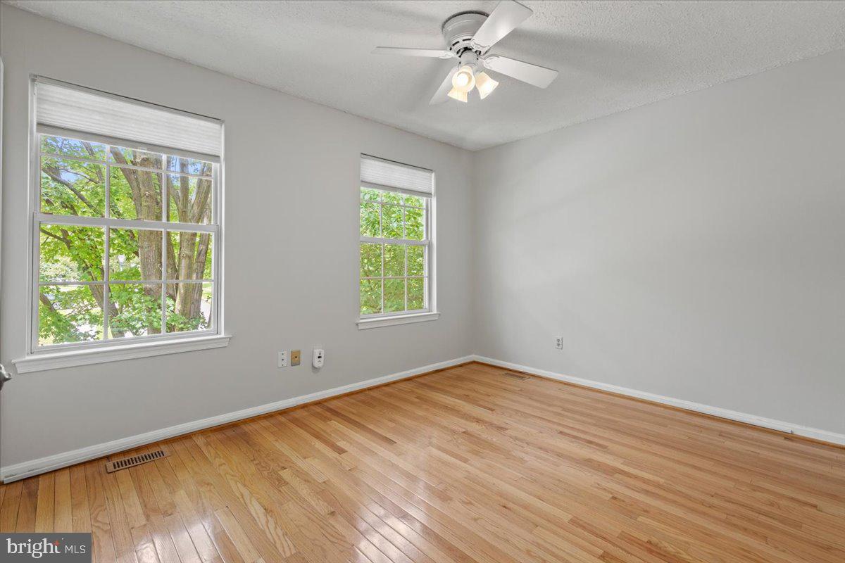 GREEN GABLES - Residential