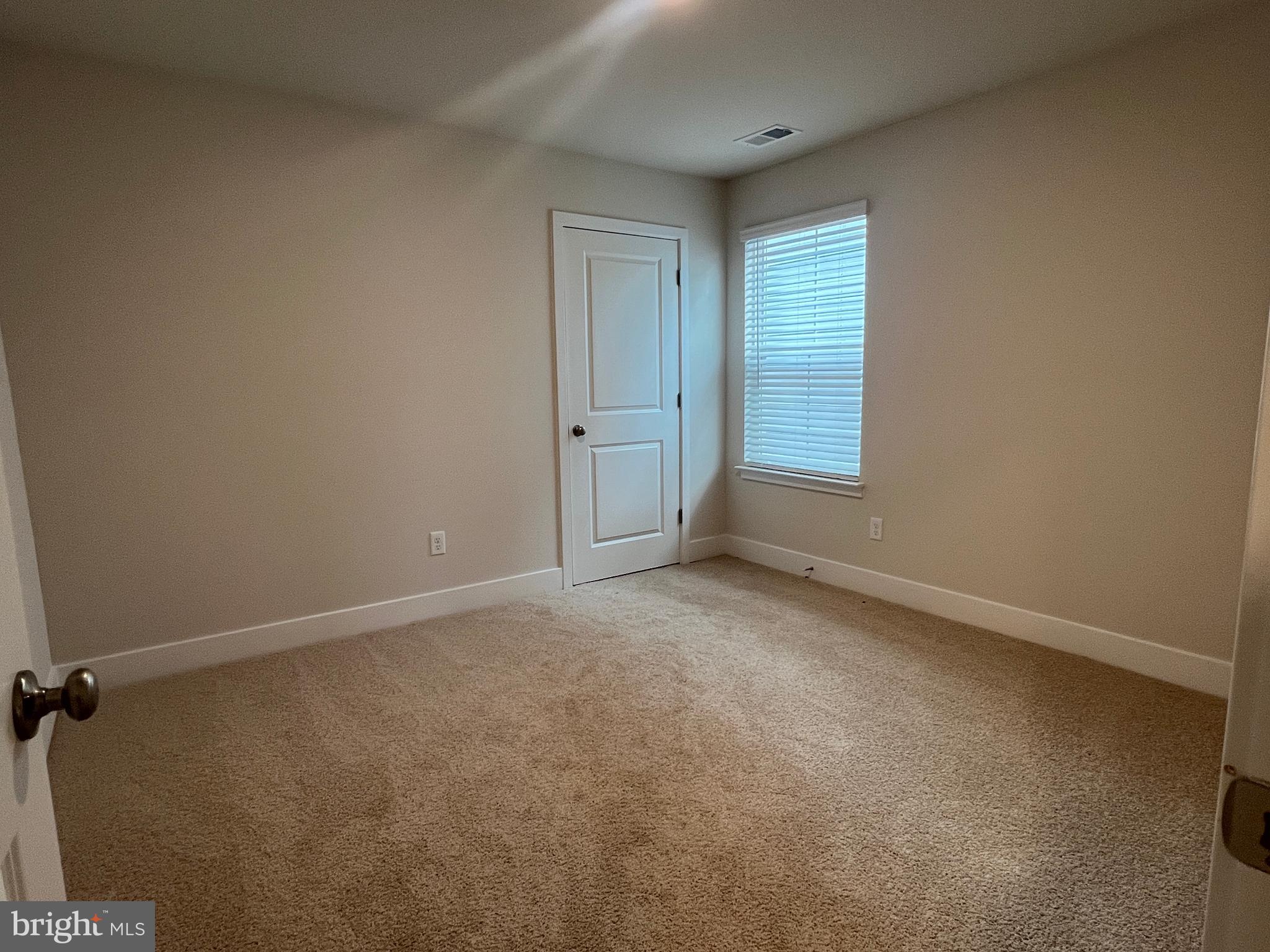 WEST WIND - Residential Lease