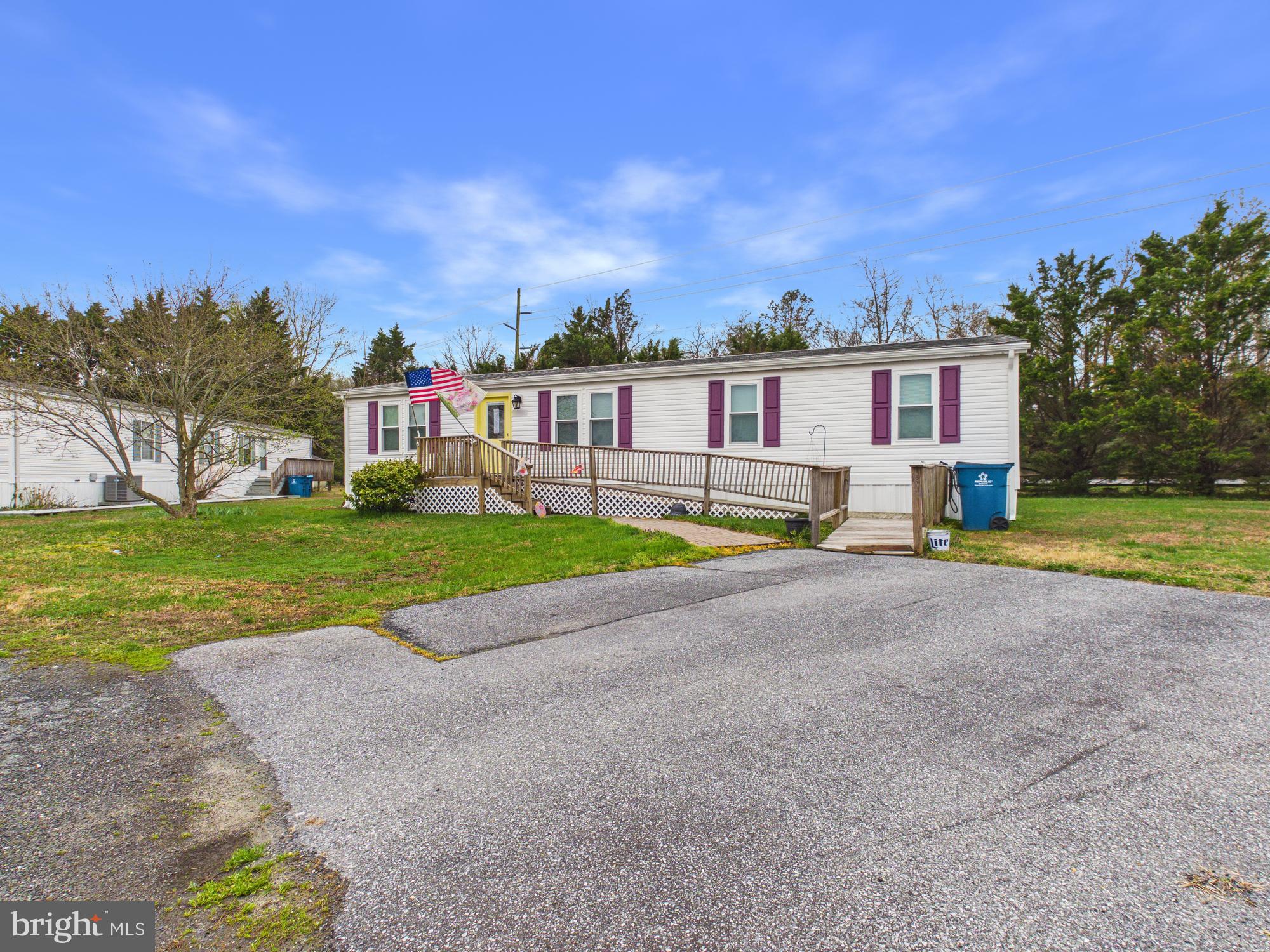 REHOBOTH SHORES MHP - Residential