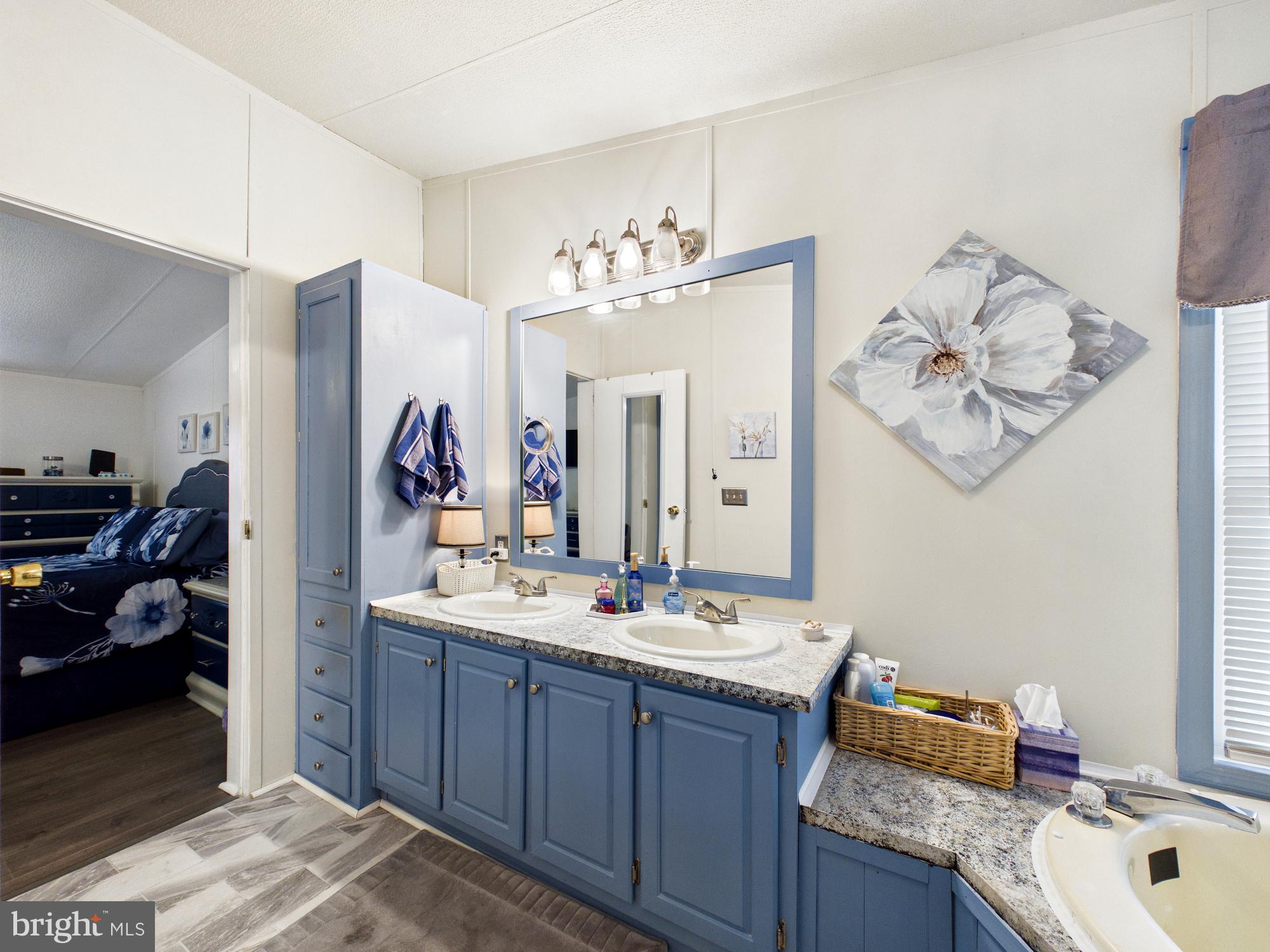 REHOBOTH SHORES MHP - Residential