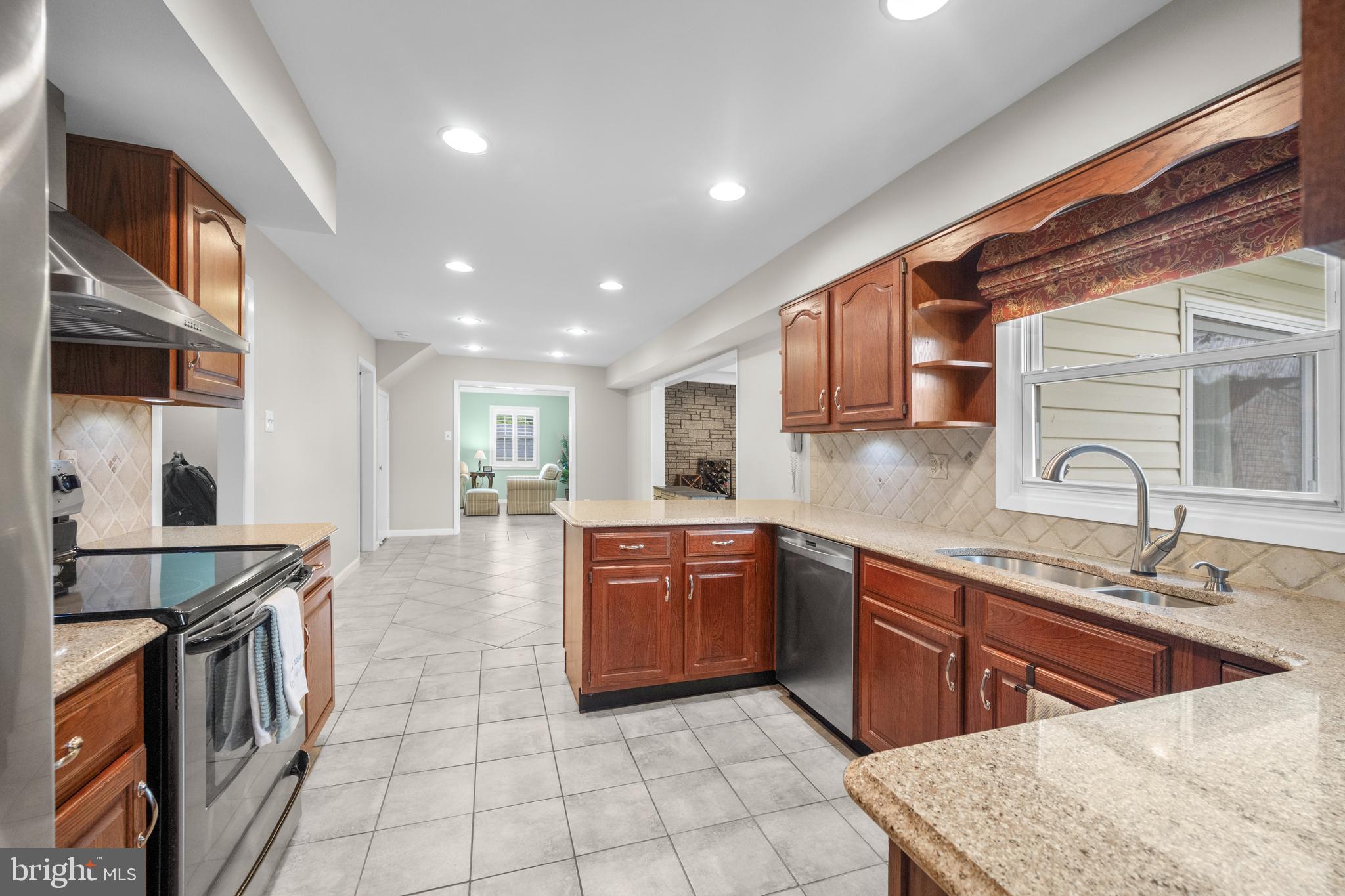 3402 MORLOCK LANE