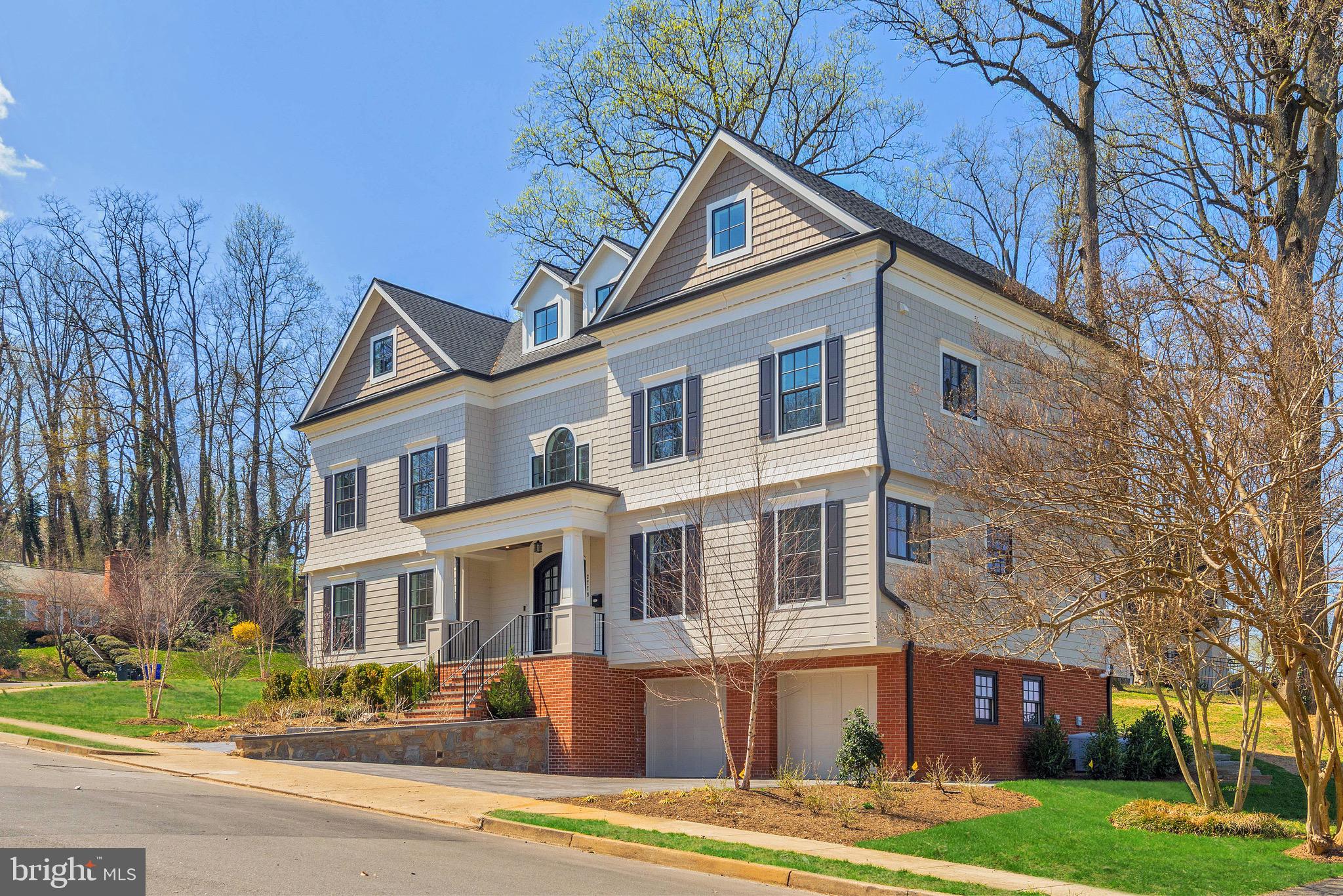 FOREST HILLS - Residential