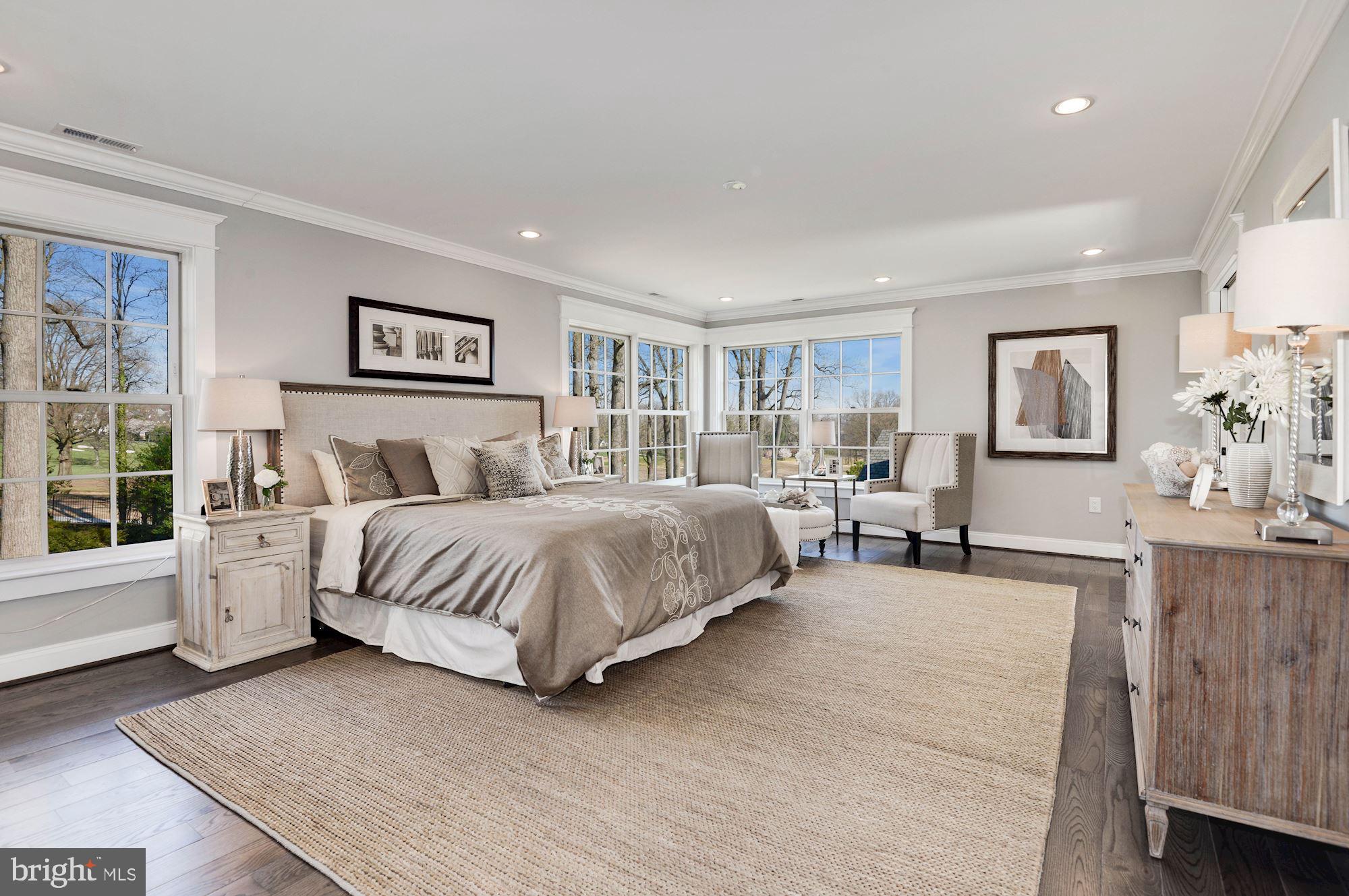 FOREST HILLS - Residential