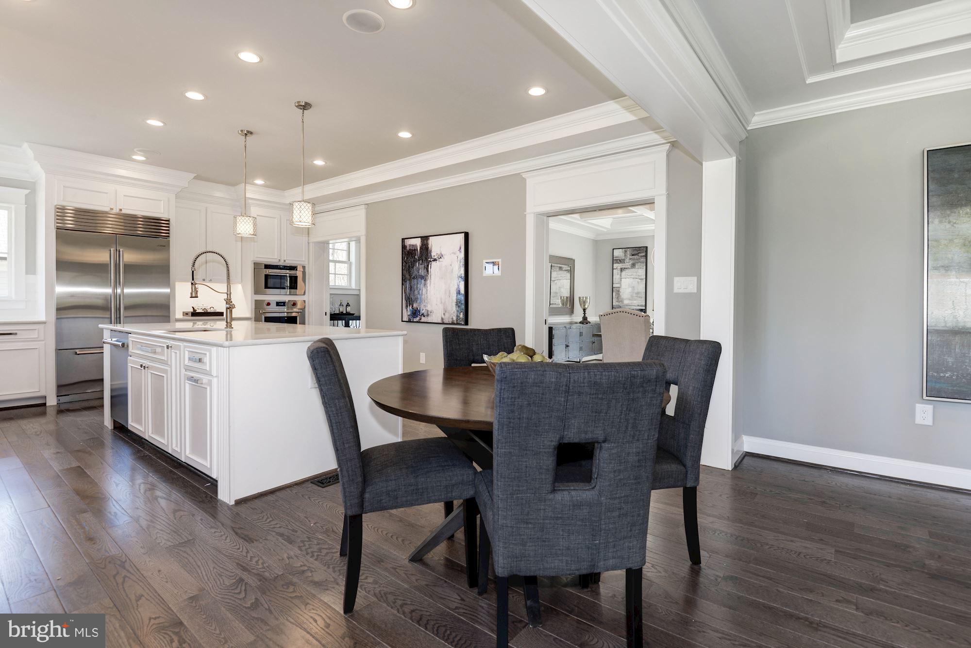 FOREST HILLS - Residential