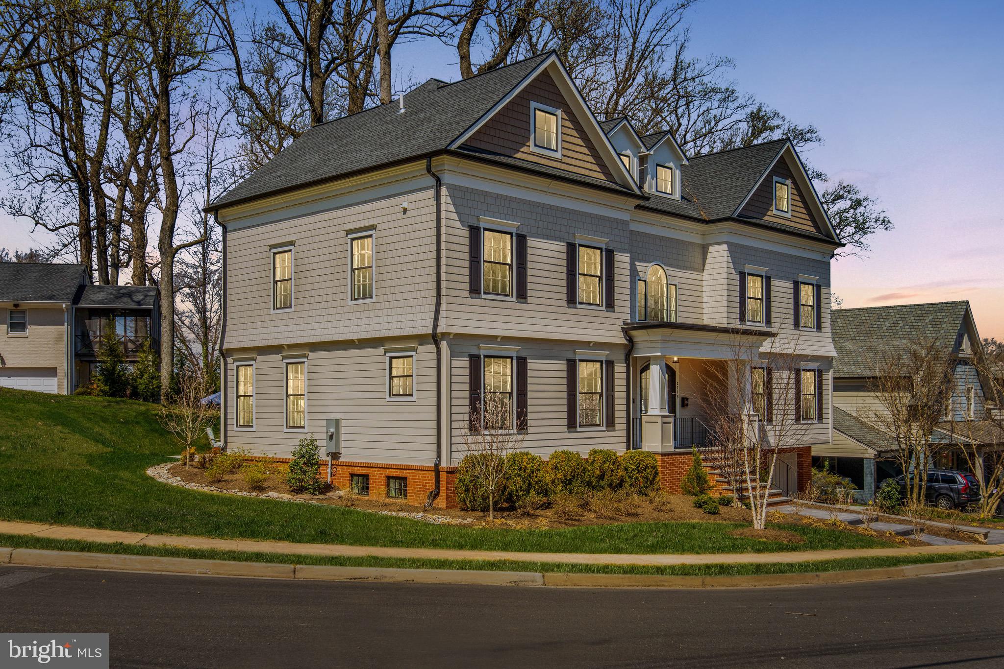 FOREST HILLS - Residential