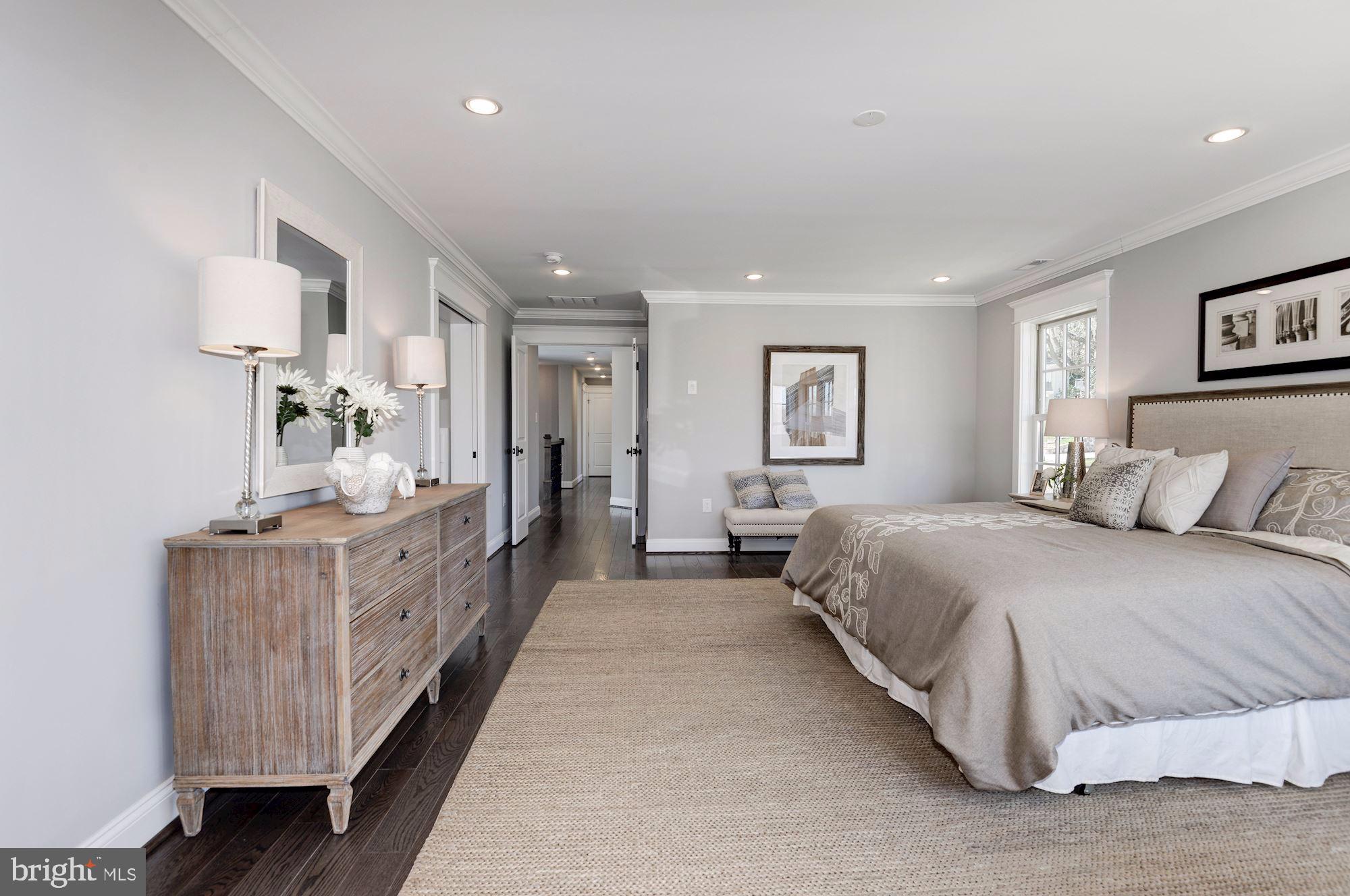 FOREST HILLS - Residential