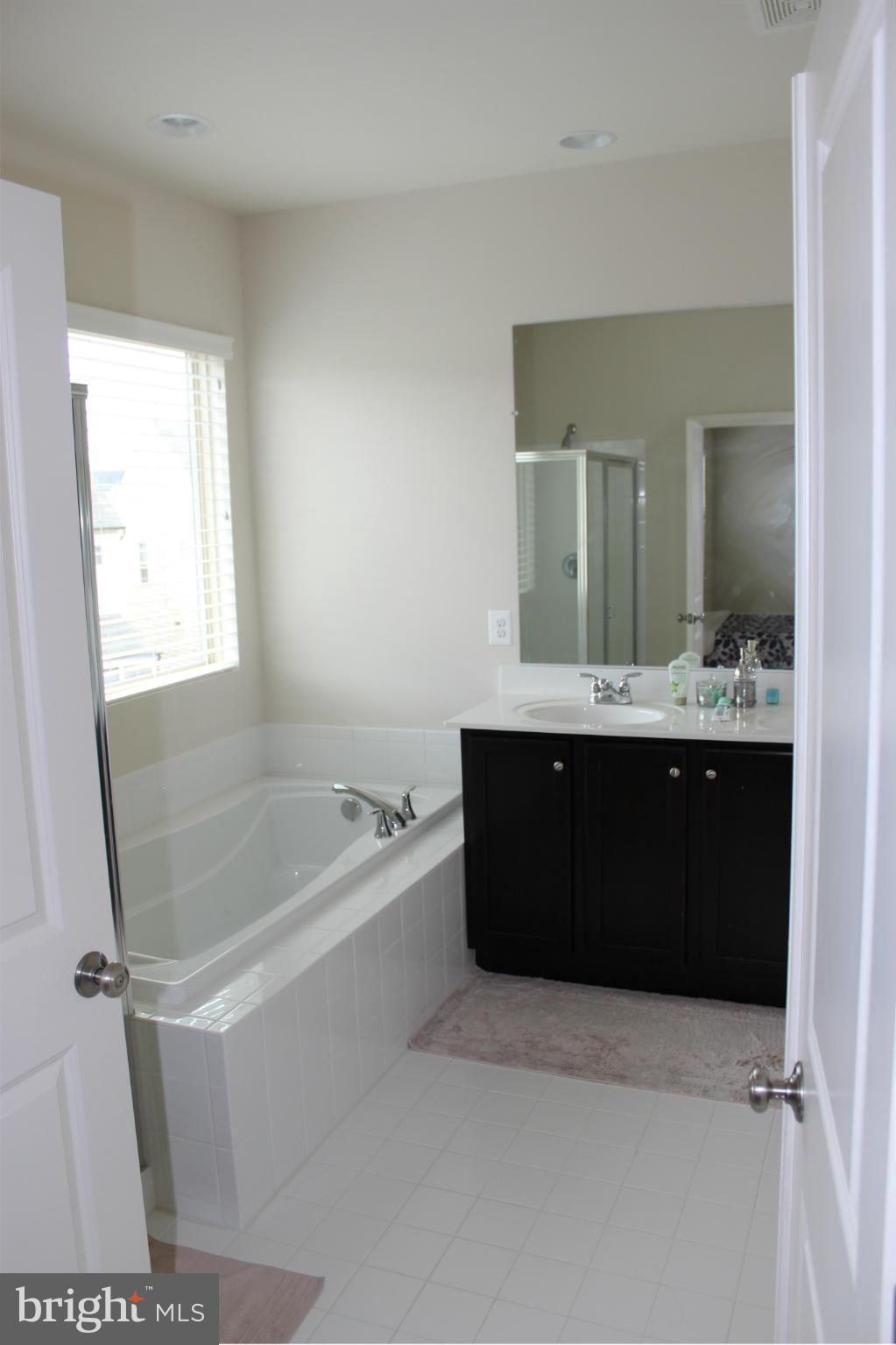 PROP OF MADISON CRESCENT - Residential Lease