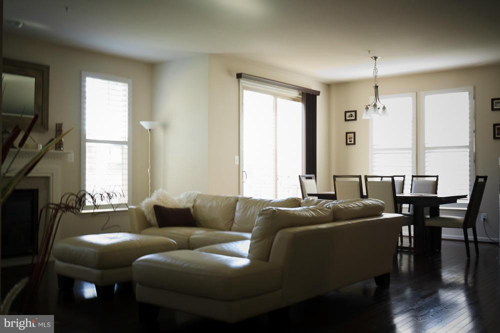 PROP OF MADISON CRESCENT - Residential Lease